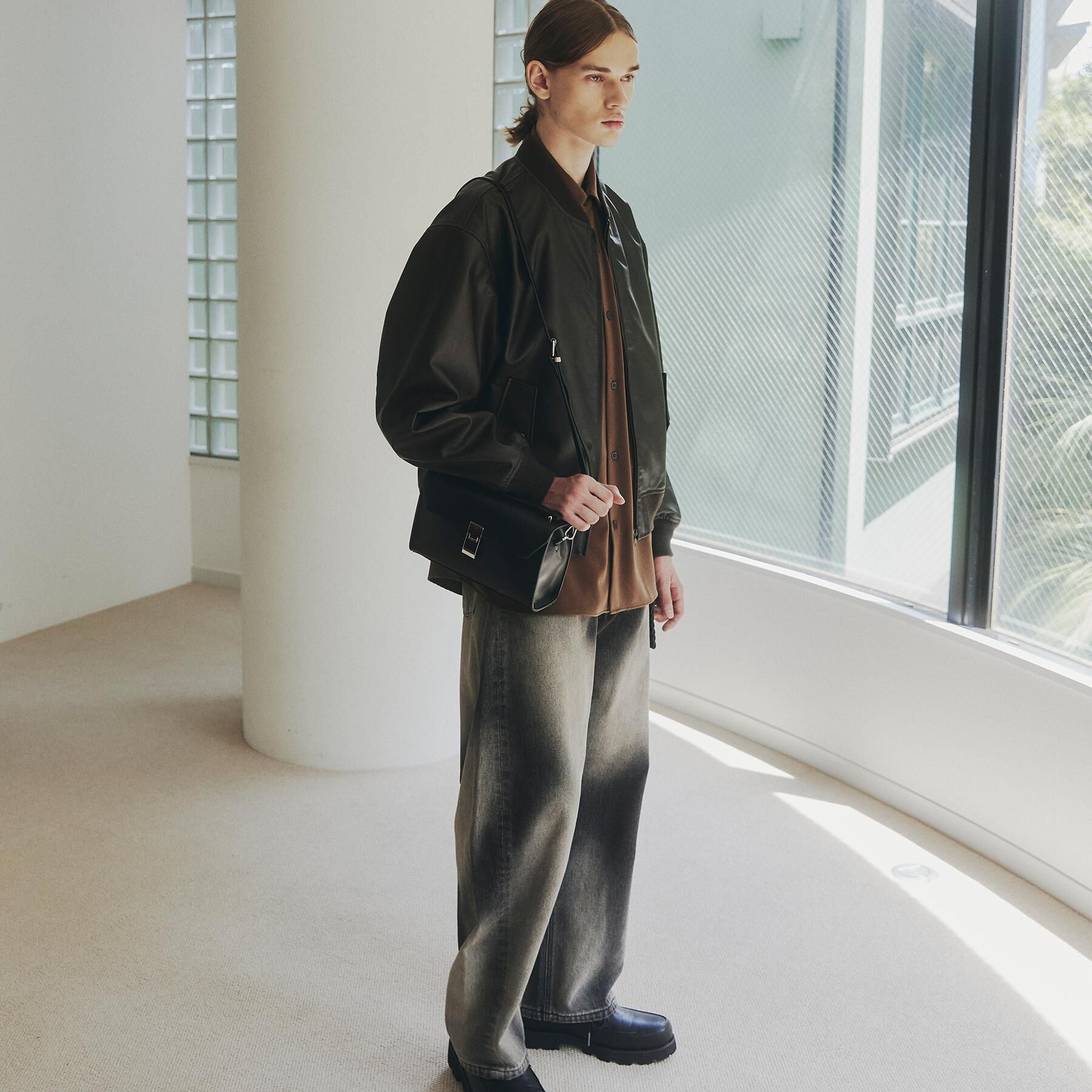 tk.TAKEO KIKUCHI「シンセティックレザー MA－1」|ブルゾン・スタジャン|