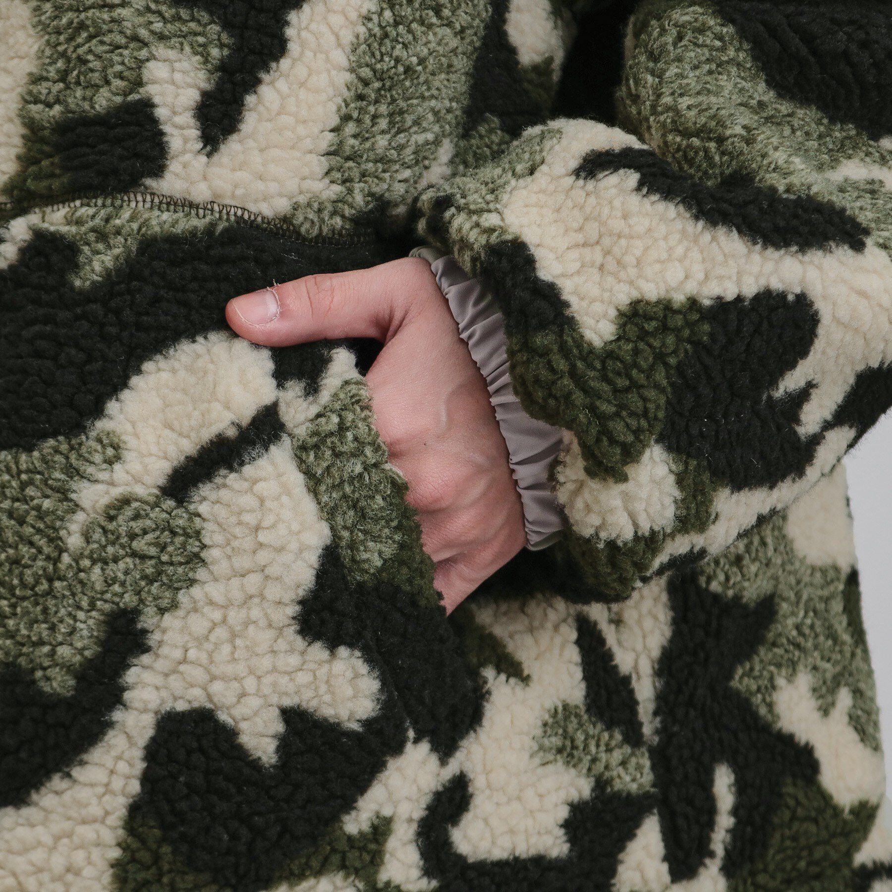 tk.TAKEO KIKUCHI「【WEB限定】リバーシブルボアブルゾン」|ブルゾン・スタジャン|