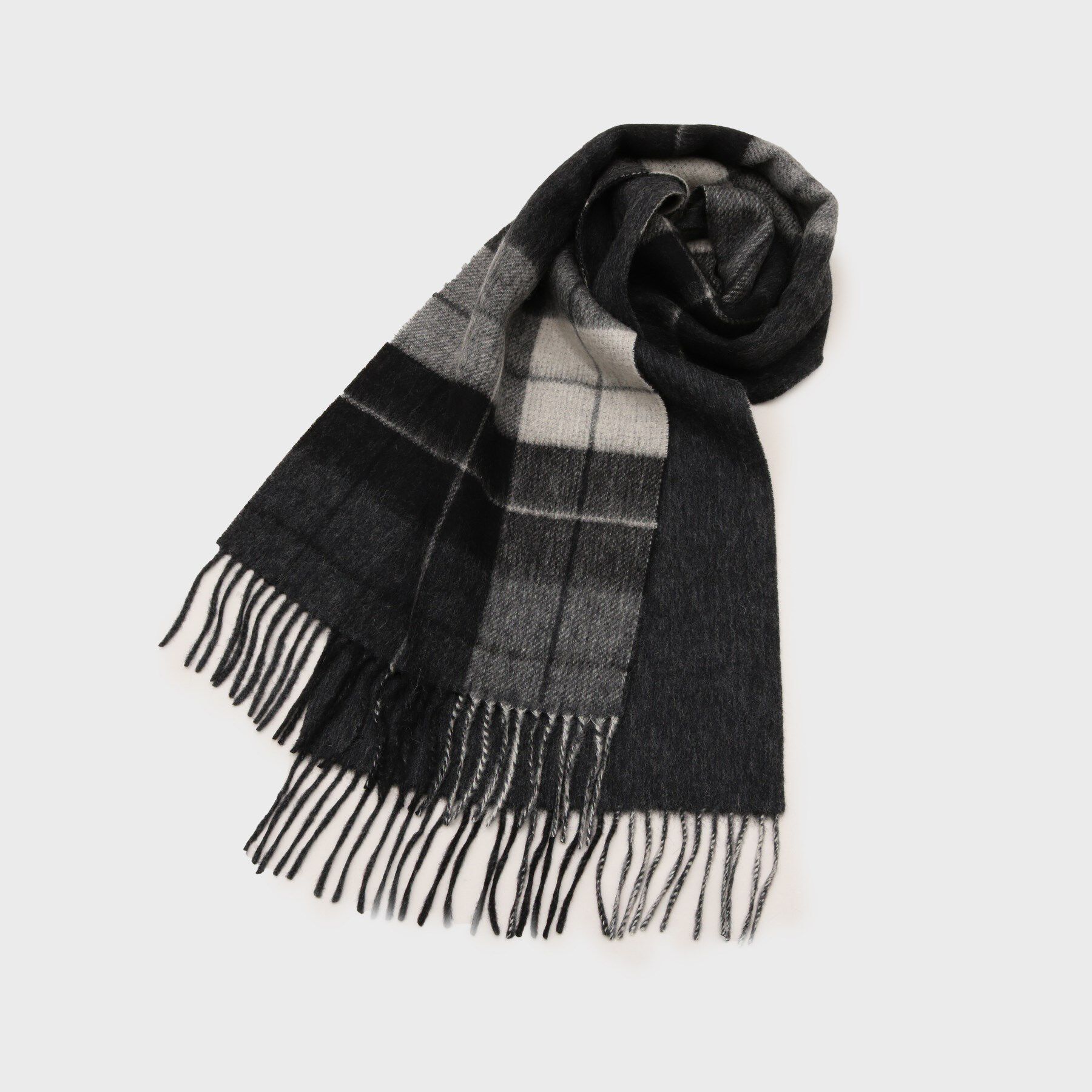 tk.TAKEO KIKUCHI「カシミヤ混マフラー」|ストール|ブラック(219)