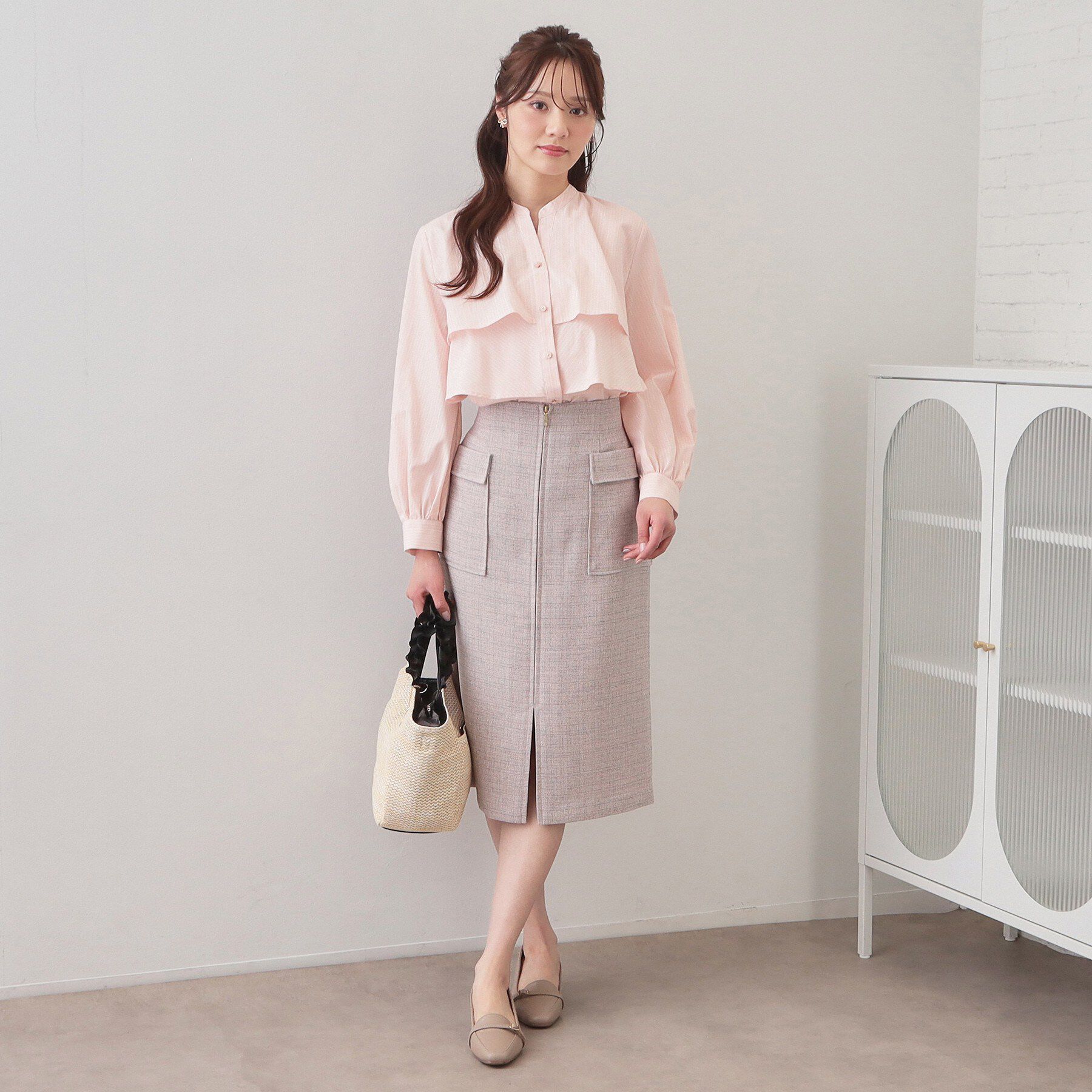 index「フリルキーネックシャツ【洗濯機OK/イージーアイロン/防シワ】《XS-LL/7col》」|シャツ・ブラウス|