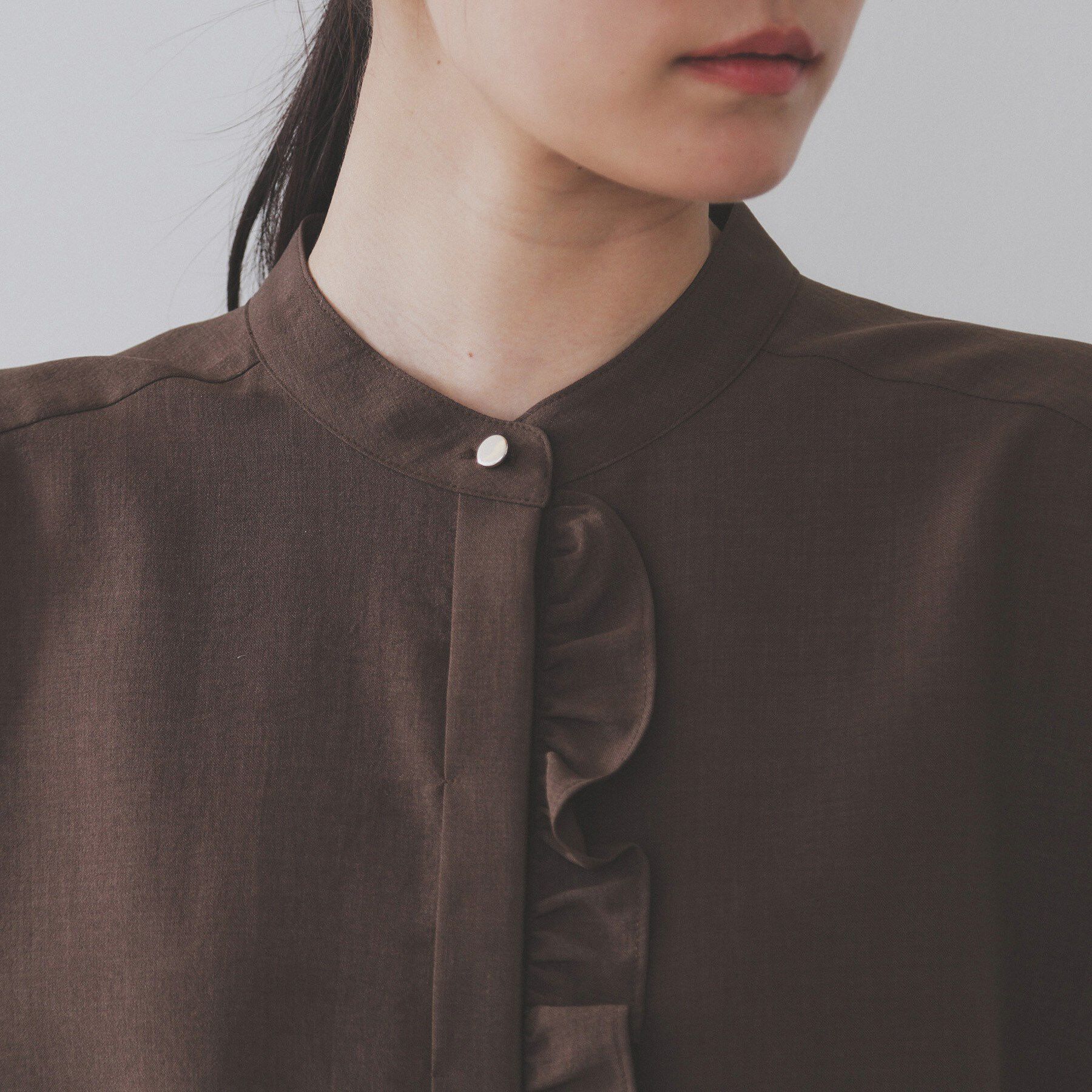 OPAQUE.CLIP「リネンライクフロントフリルブラウス【洗濯機洗い可/吸水速乾/接触冷感】」|シャツ・ブラウス|