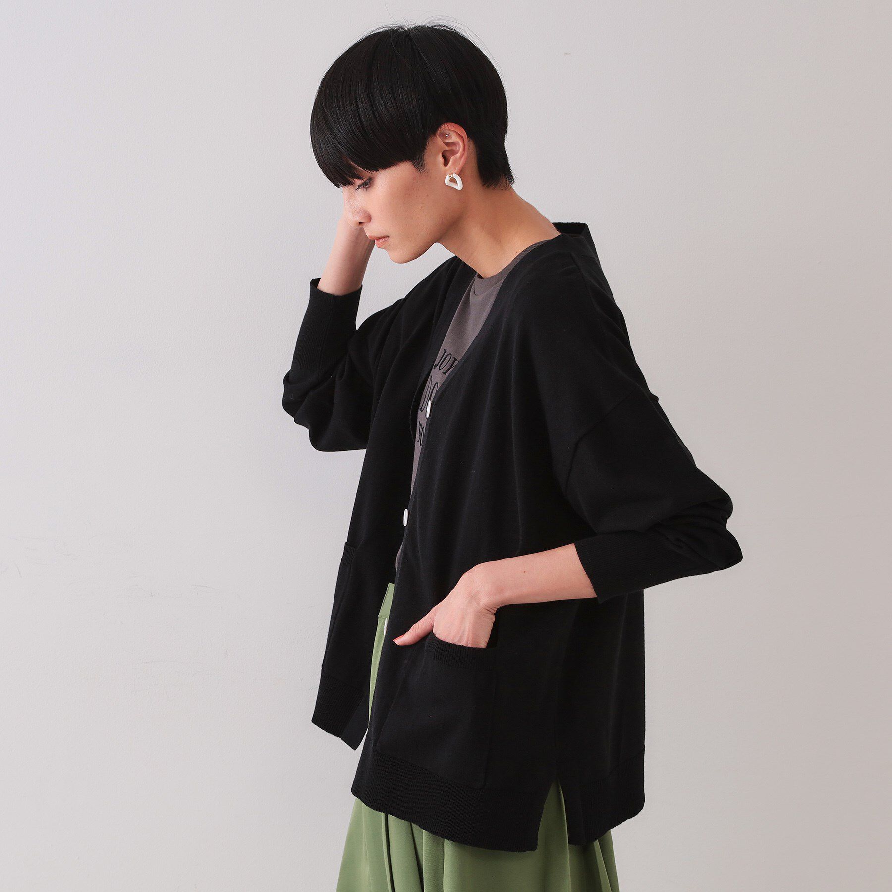 OPAQUE.CLIP「ワイドVネックニットカーディガン【洗濯機洗い可】」|カーディガン|