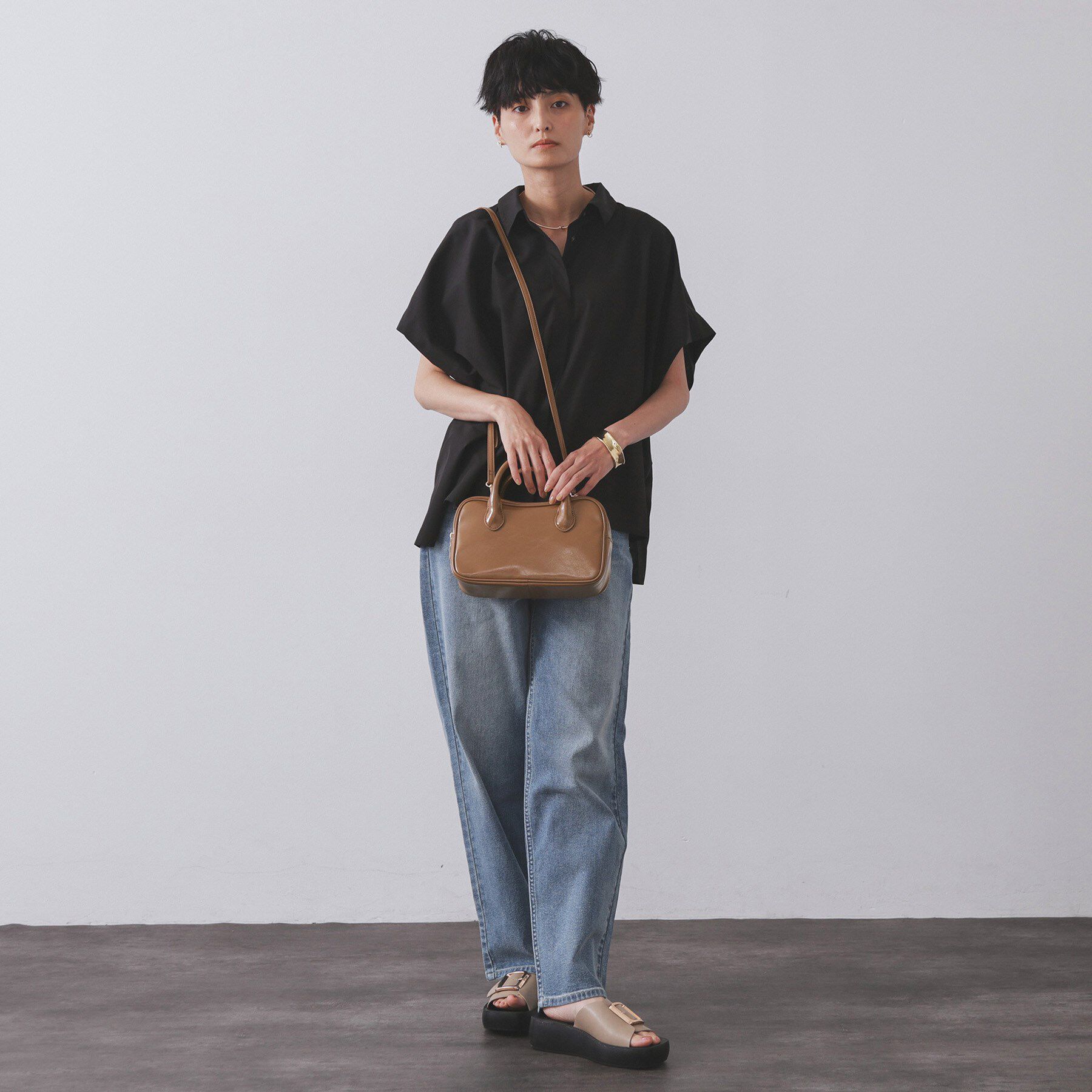 OPAQUE.CLIP「【軽量/2WAY】オイル調合皮ミドルボストンバッグ」|ショルダー・メッセンジャー|