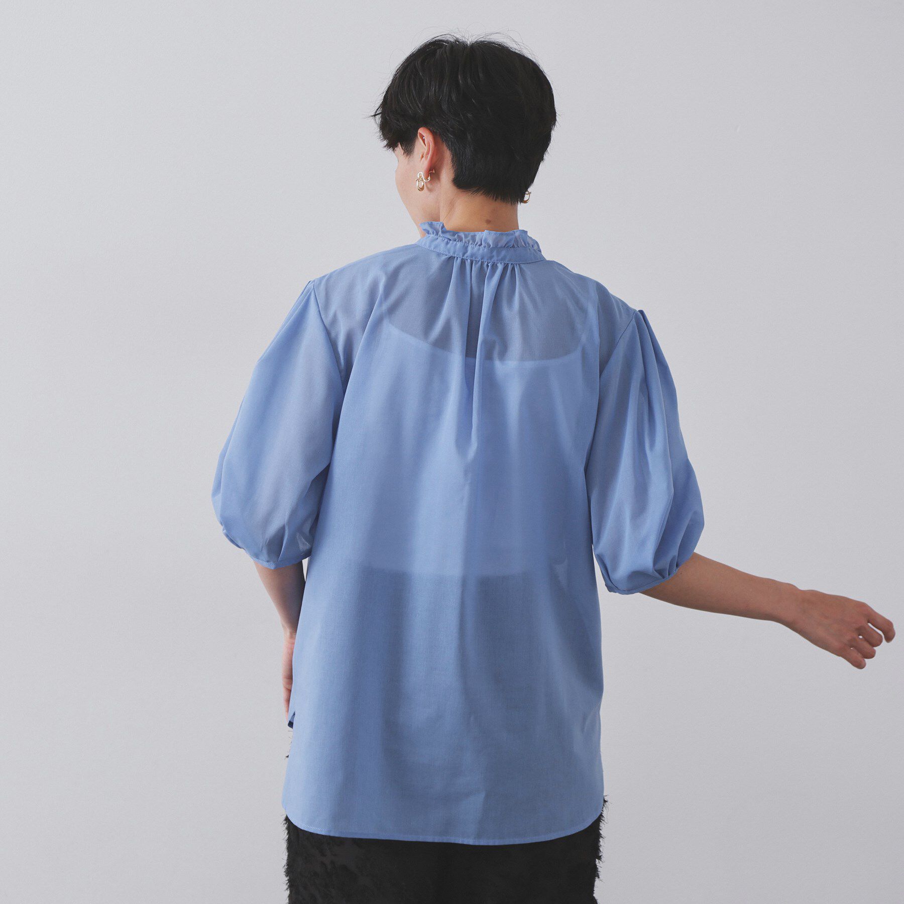 OPAQUE.CLIP「シアーフリルネックブラウス【洗濯機洗い可】」|シャツ・ブラウス|