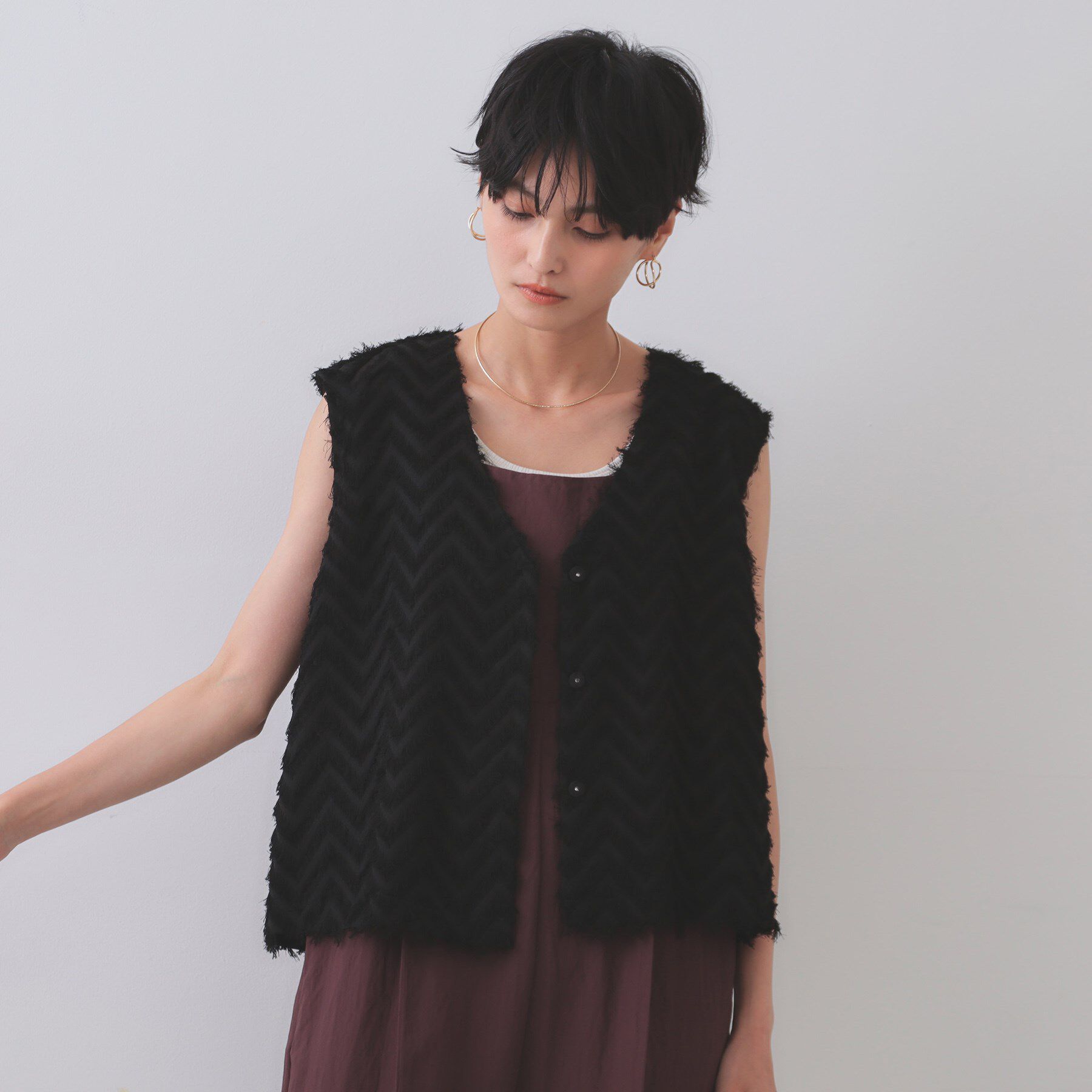 OPAQUE.CLIP「フリンジジャカードベスト【洗濯機洗い可】」|ベスト・ジレ|ブラック(019)