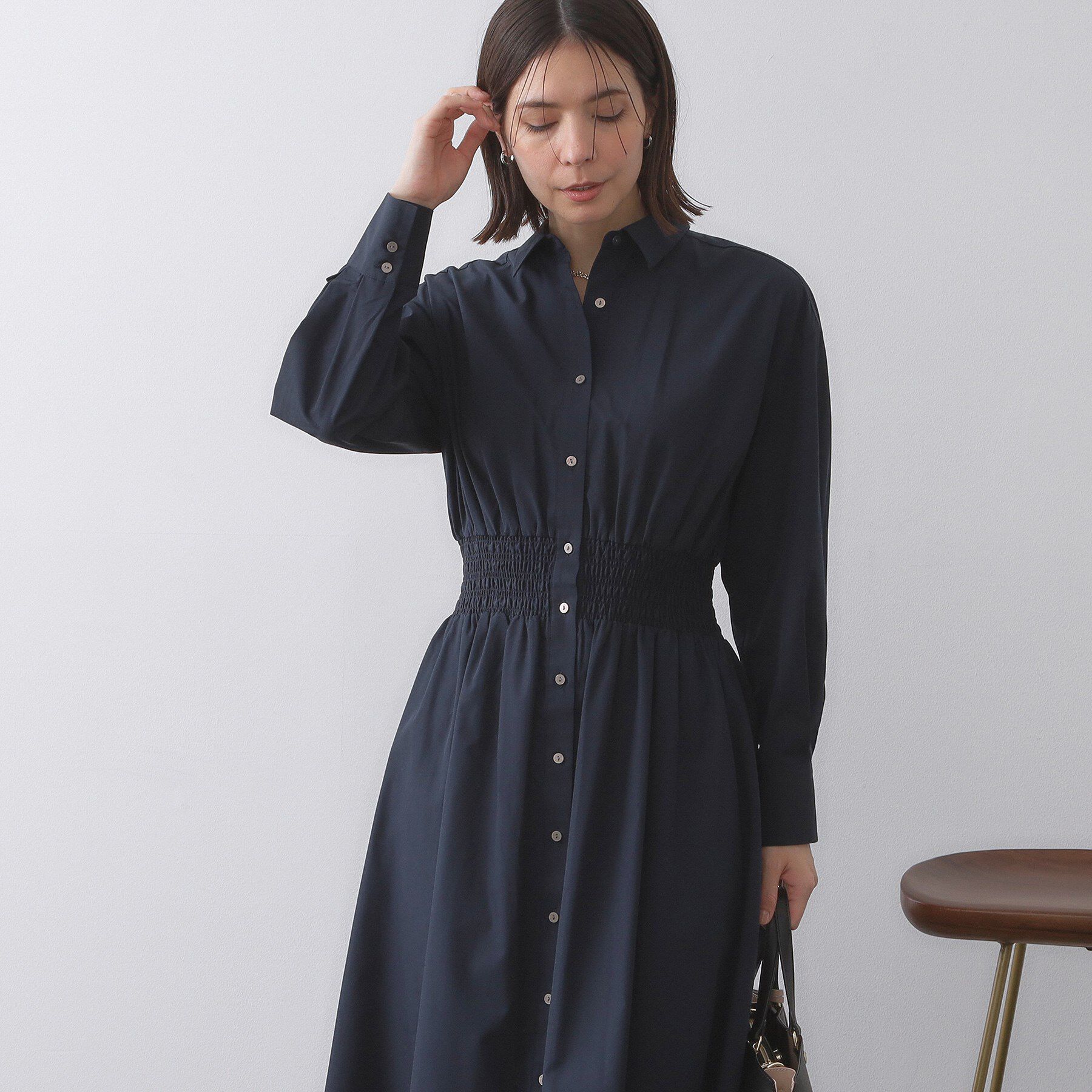 OPAQUE.CLIP「シャーリングフィット＆フレアシャツワンピース【洗濯機洗い可】」|ワンピース|