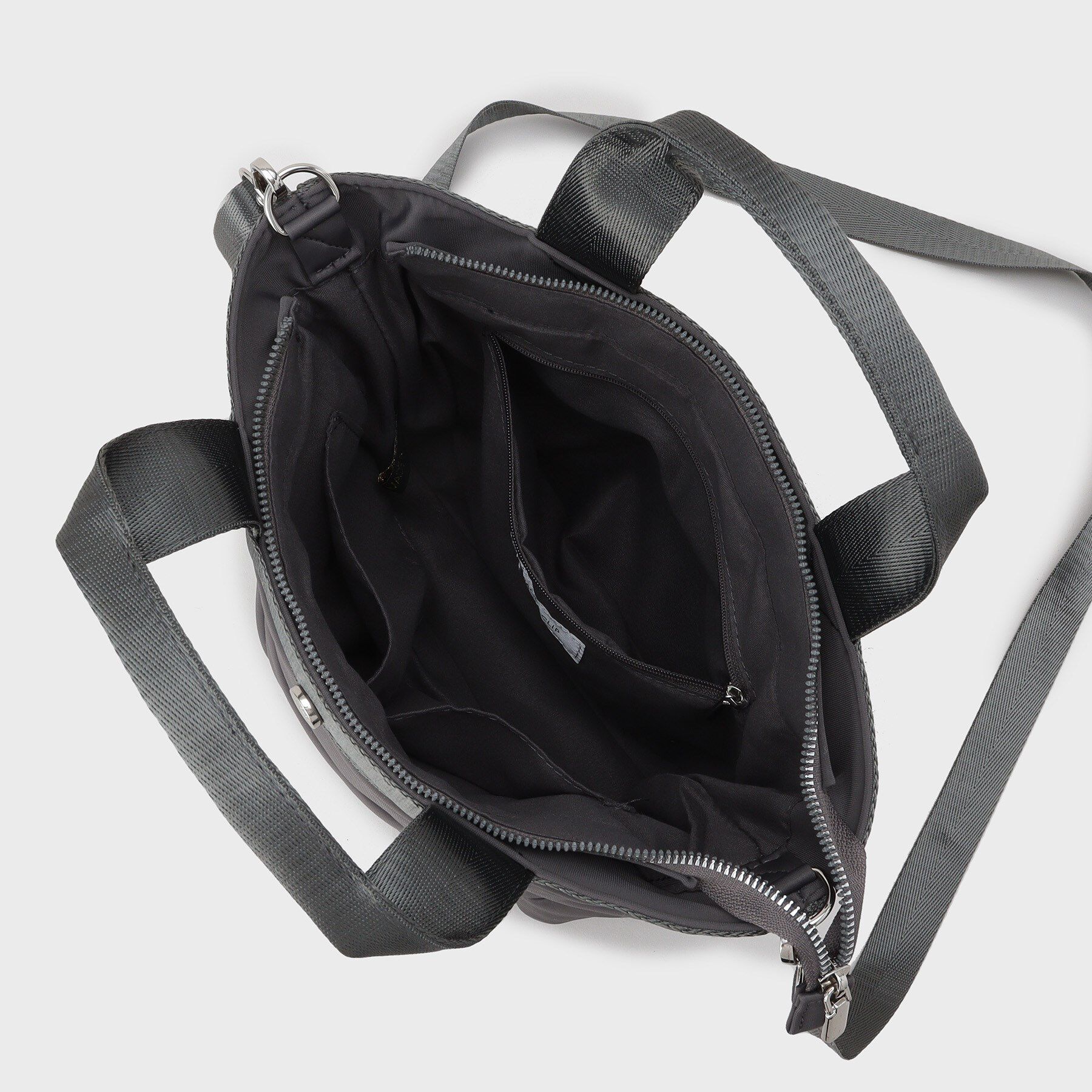 OPAQUE.CLIP「【2WAY／軽量】トライアングルキルティングミドルトートバッグ」|トートバッグ|