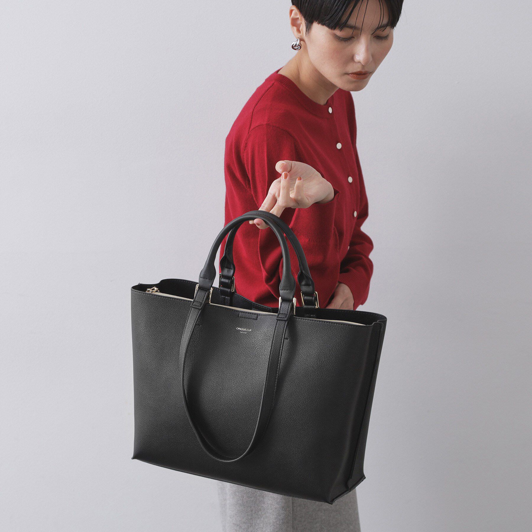 OPAQUE.CLIP「【2WAY/A4サイズ対応】シュリンク合皮トートバッグ」|トートバッグ|