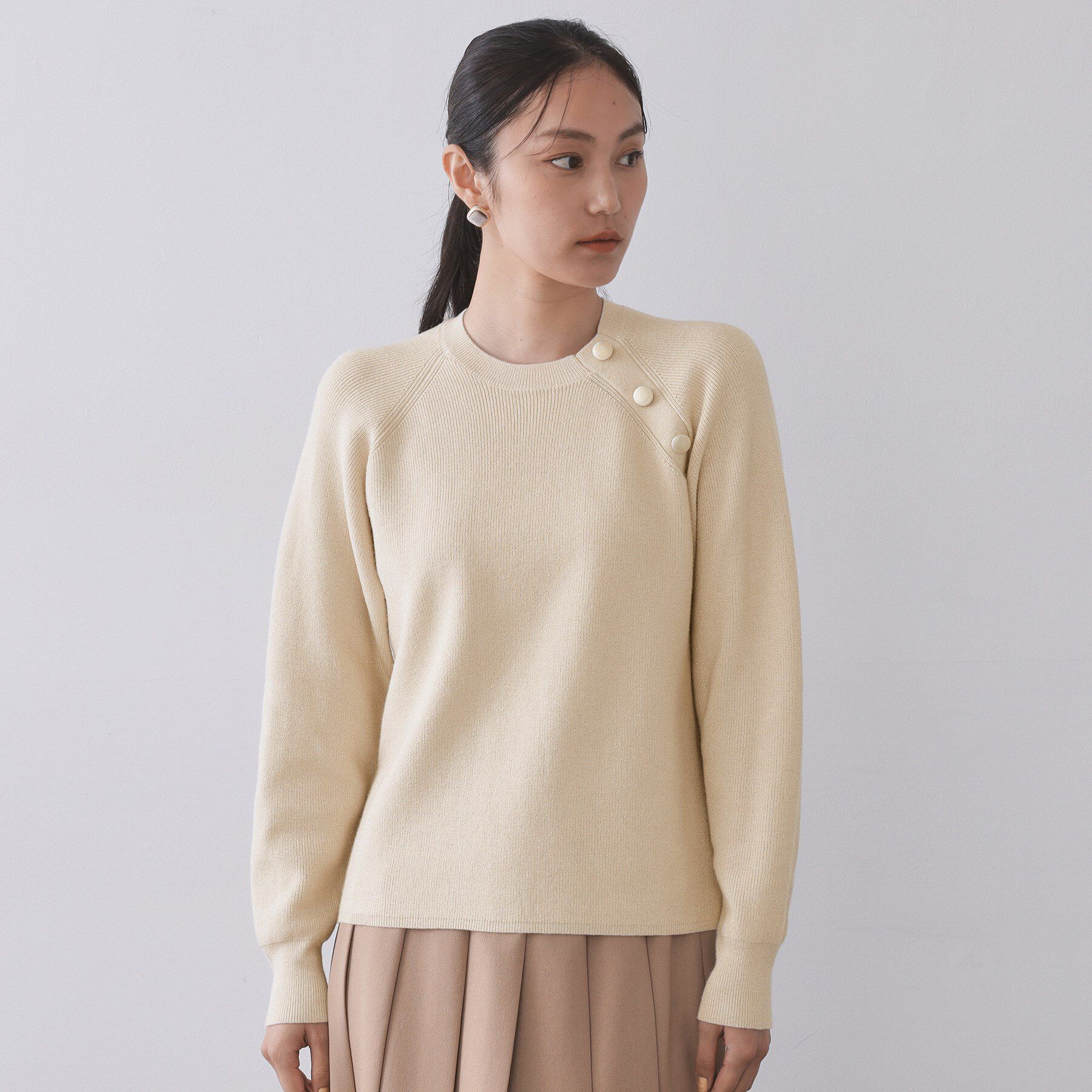 OPAQUE.CLIP「ボタンデザインラメニット【洗濯機OK】」|ニット・セーター|