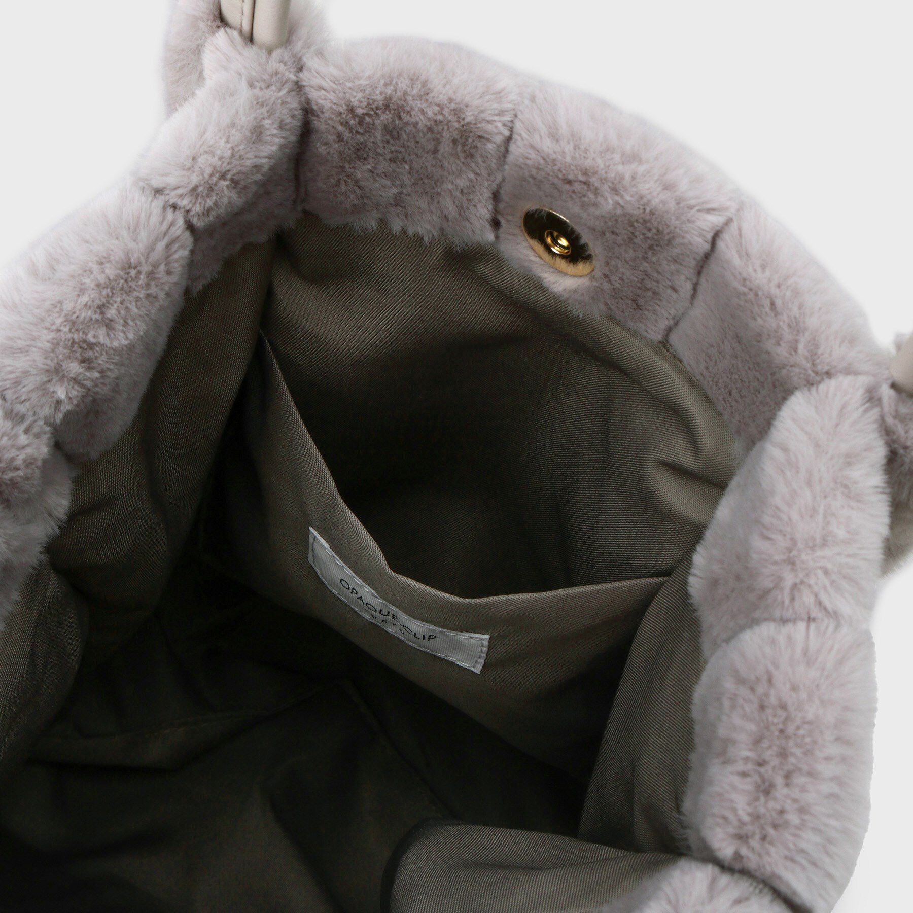 OPAQUE.CLIP「【A4サイズ対応／マチ付き】ストライプフェイクファートートバッグ」|トートバッグ|