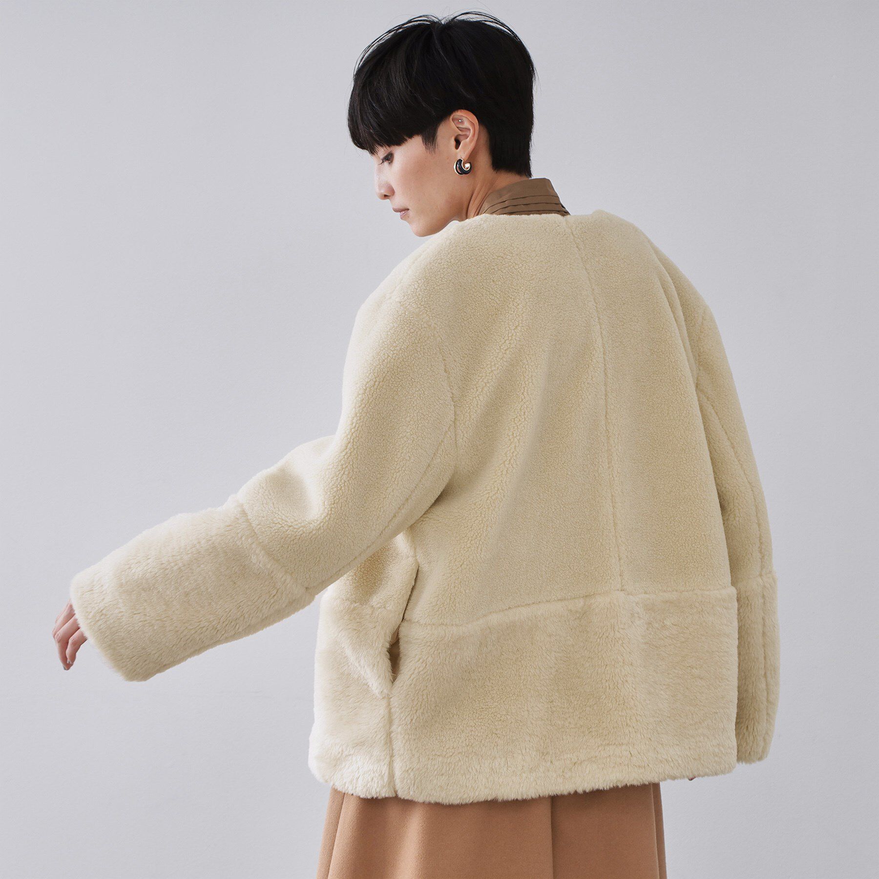 OPAQUE.CLIP「フェイクボア切替ショートコート」|ノーカラーコート|