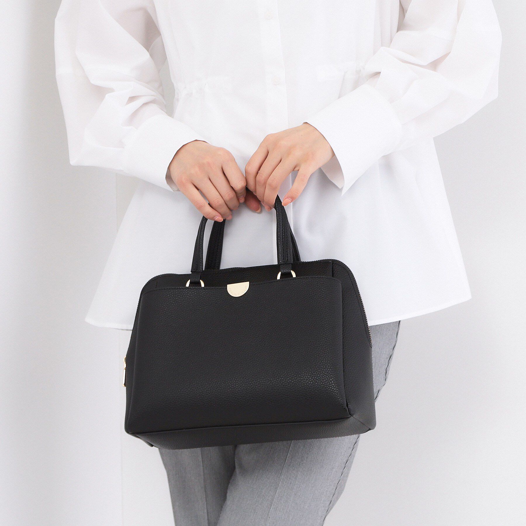 OPAQUE.CLIP「2WAYシュリンクメタルミドルショルダー」|ショルダー・メッセンジャー|