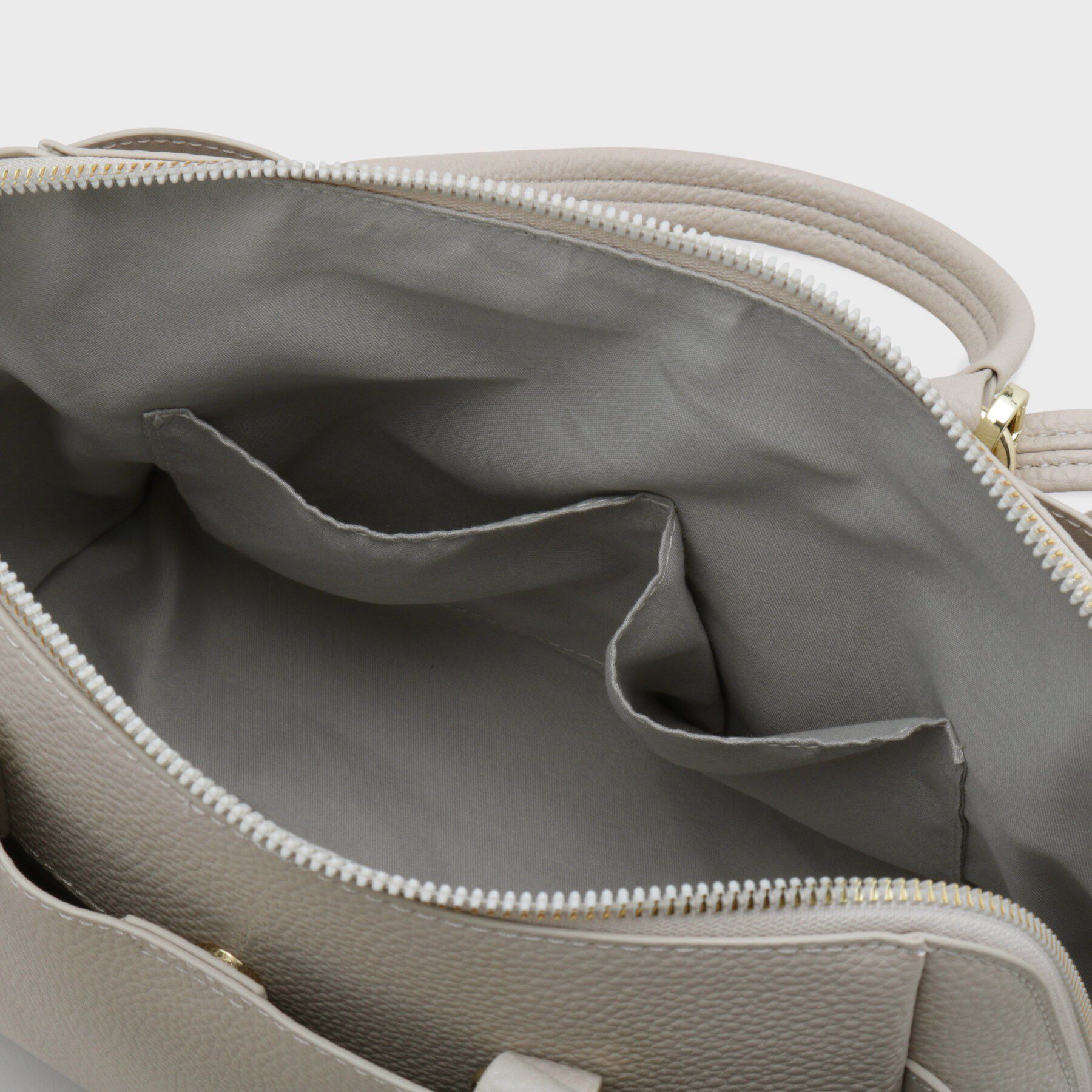 OPAQUE.CLIP「2WAYシュリンクメタルミドルショルダー」|ショルダー・メッセンジャー|