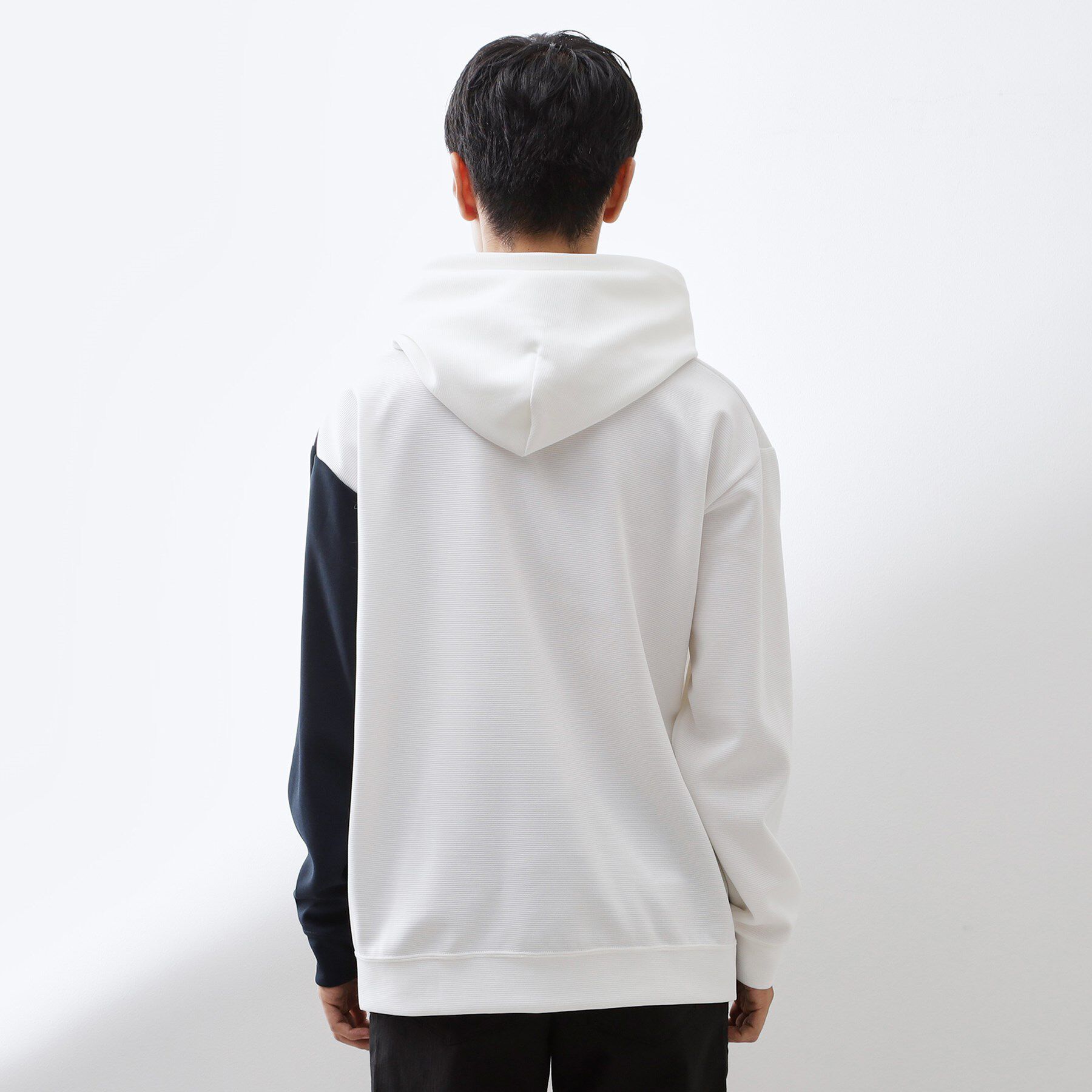 THE SHOP TK「【一枚で着映える】ポンチブロッキングパーカ 洗濯機OK」|パーカー|