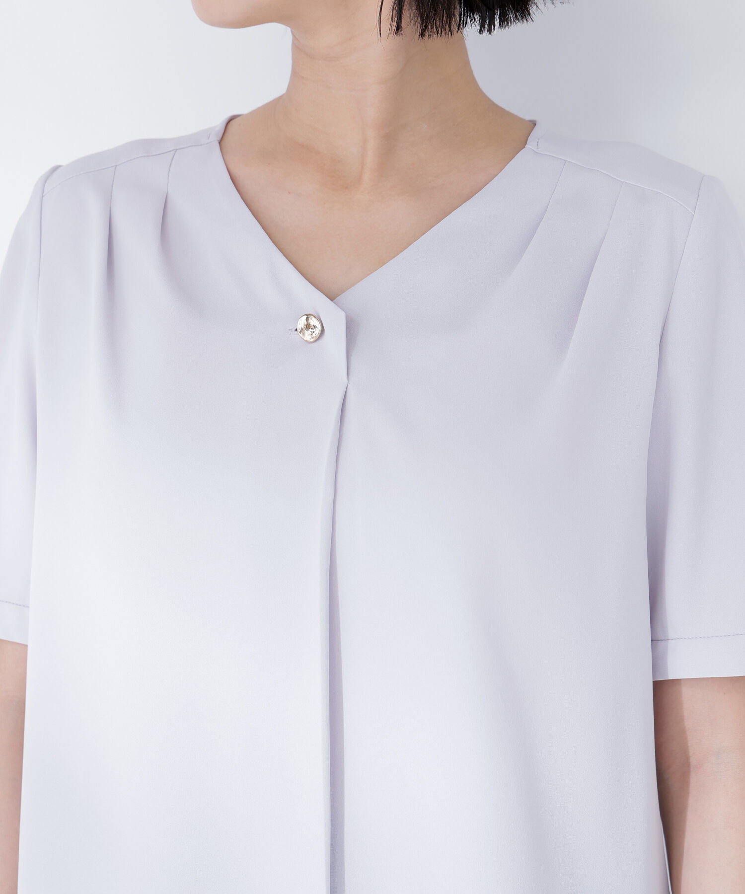  「メタルポイントVネックブラウス」|シャツ・ブラウス|