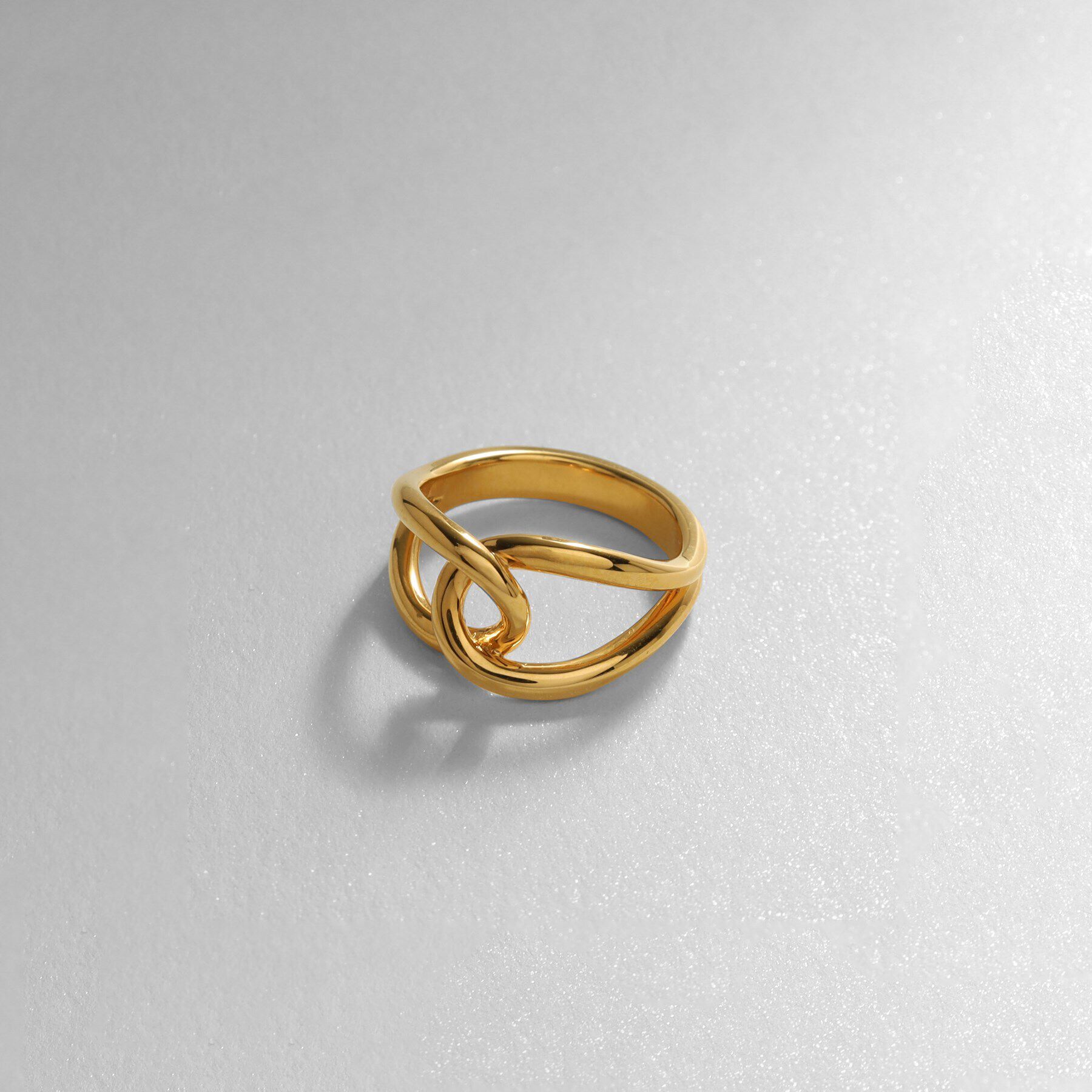 COCOSHNIK ONKITSCH「シルバー ラインリング オーバルノット GP」|リング|ゴールド(600)