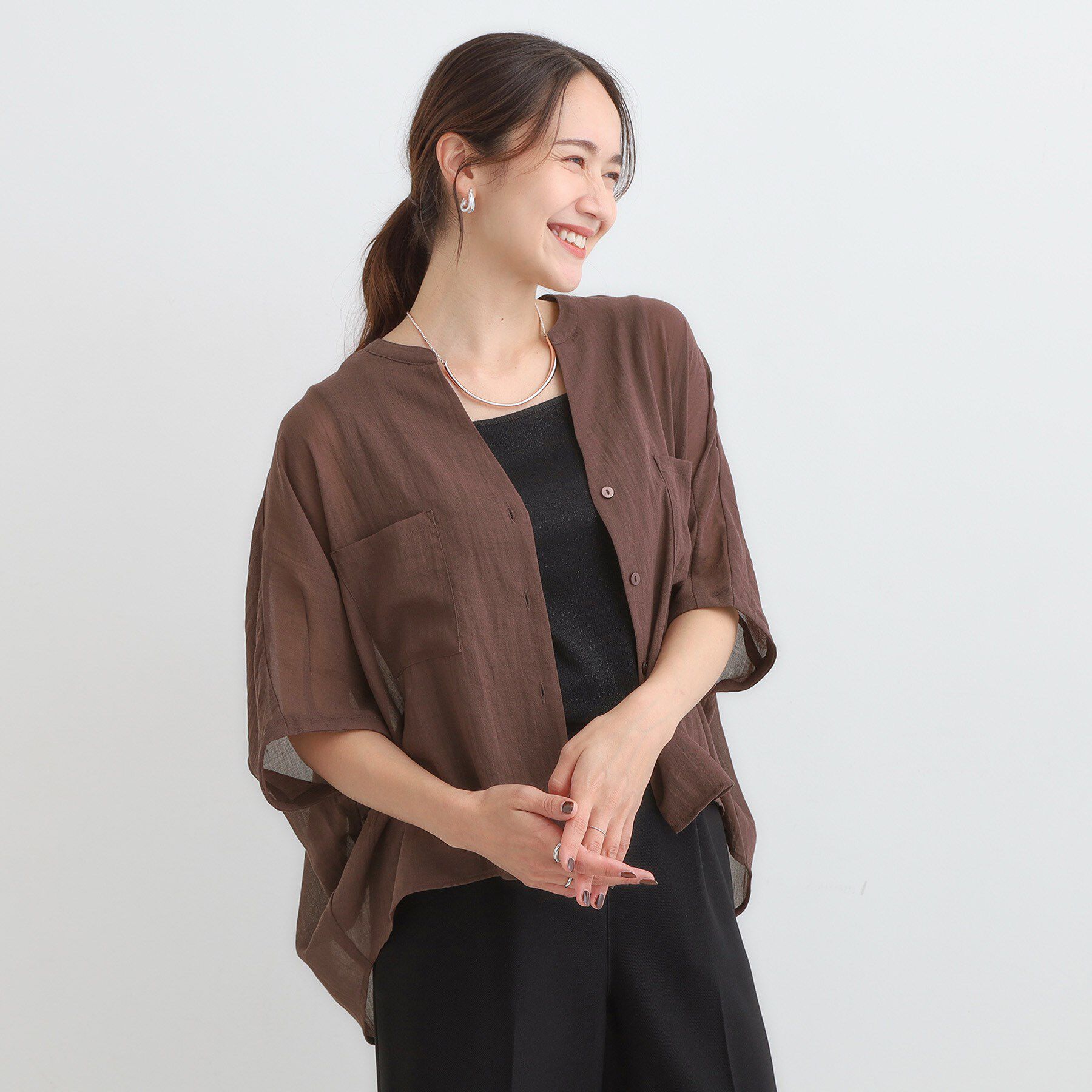 SHOO･LA･RUE「程よいシアー感 ポケットドルマン5分袖シャツ」|シャツ・ブラウス|