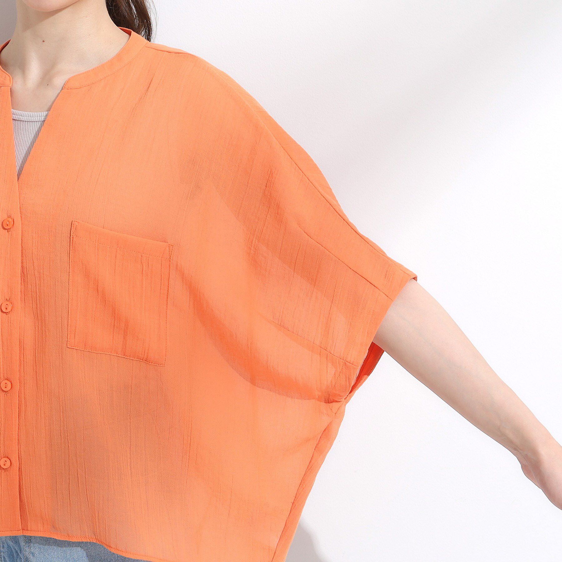 SHOO･LA･RUE「程よいシアー感 ポケットドルマン5分袖シャツ」|シャツ・ブラウス|