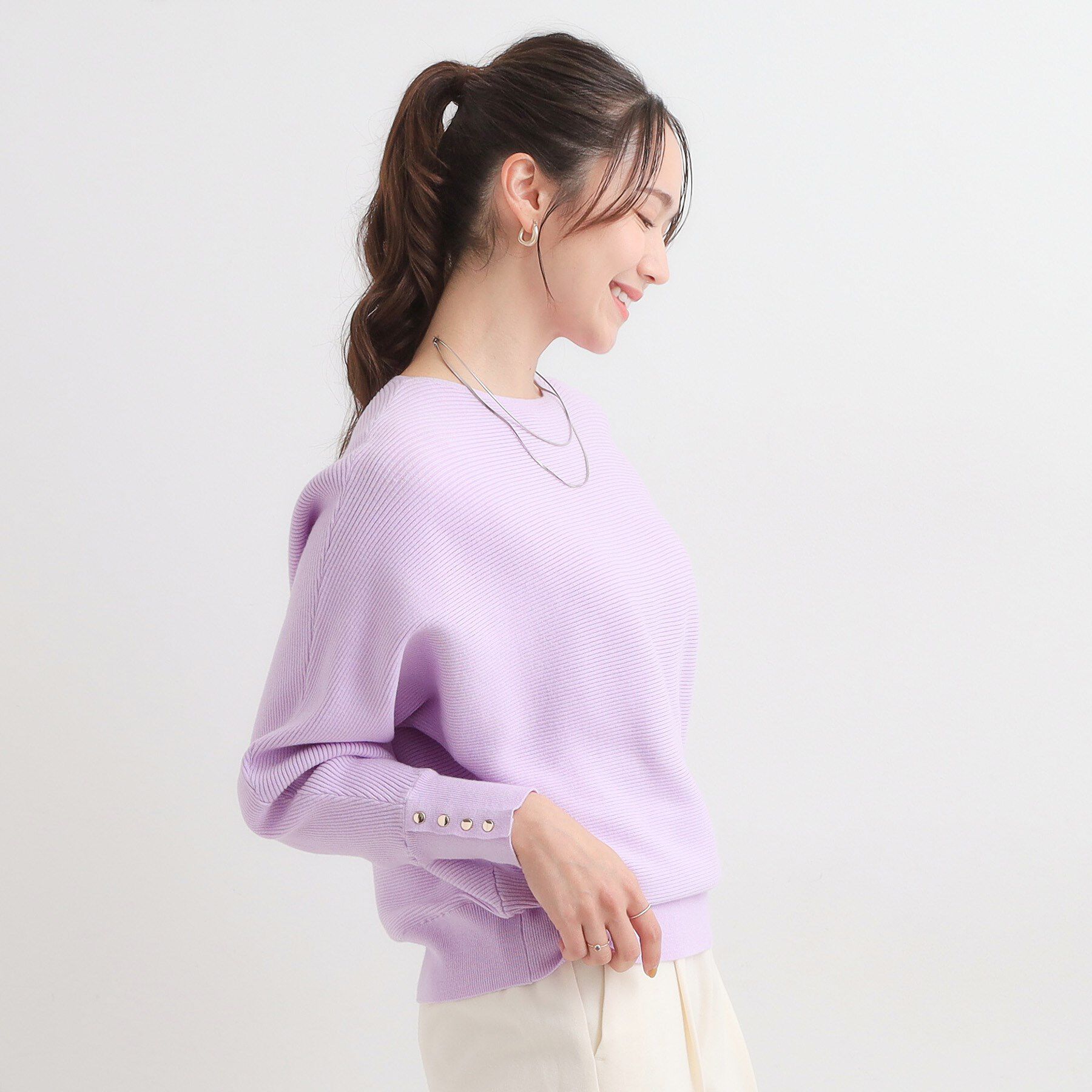 SHOO･LA･RUE「【洗濯機可/体型カバー】お袖ボタン リブドルマンニット」|ニット・セーター|