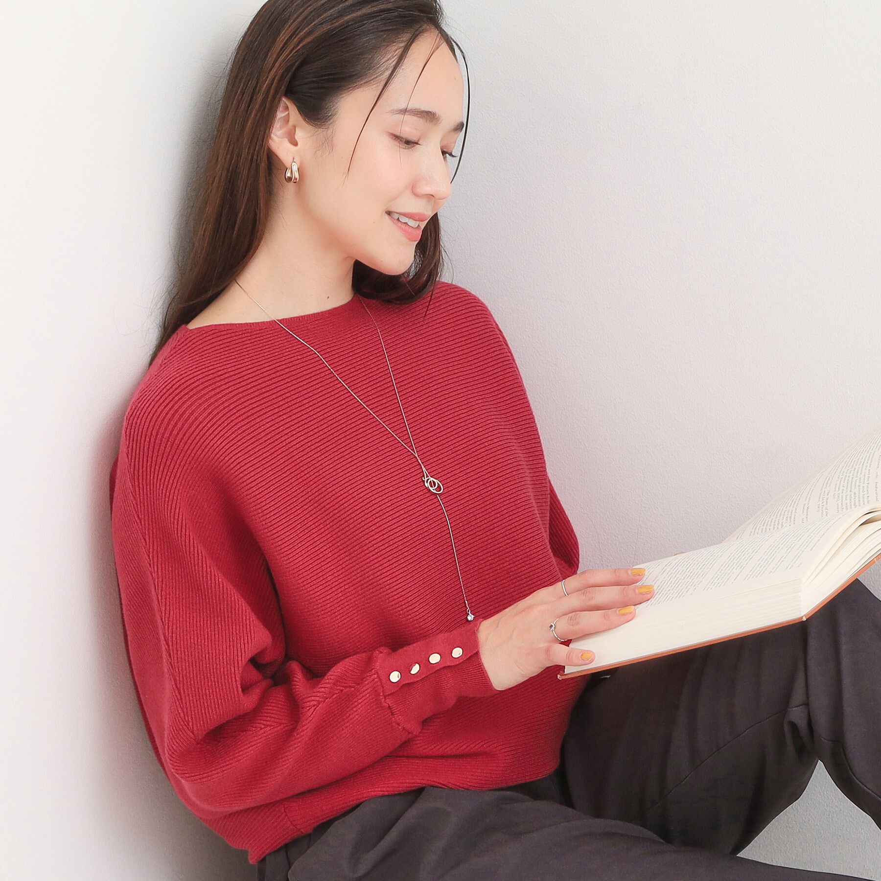 SHOO･LA･RUE「【洗濯機可/体型カバー】お袖ボタン リブドルマンニット」|ニット・セーター|ボルドー(064)