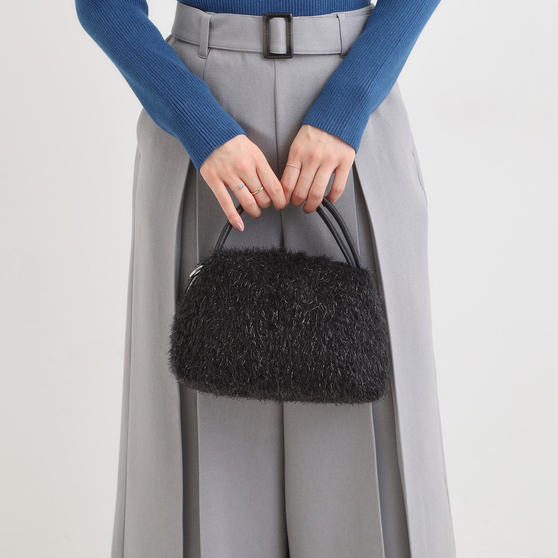 SHOO･LA･RUE「ラメ入り生地ショルダーバッグ」|ショルダー・メッセンジャー|ブラック(019)