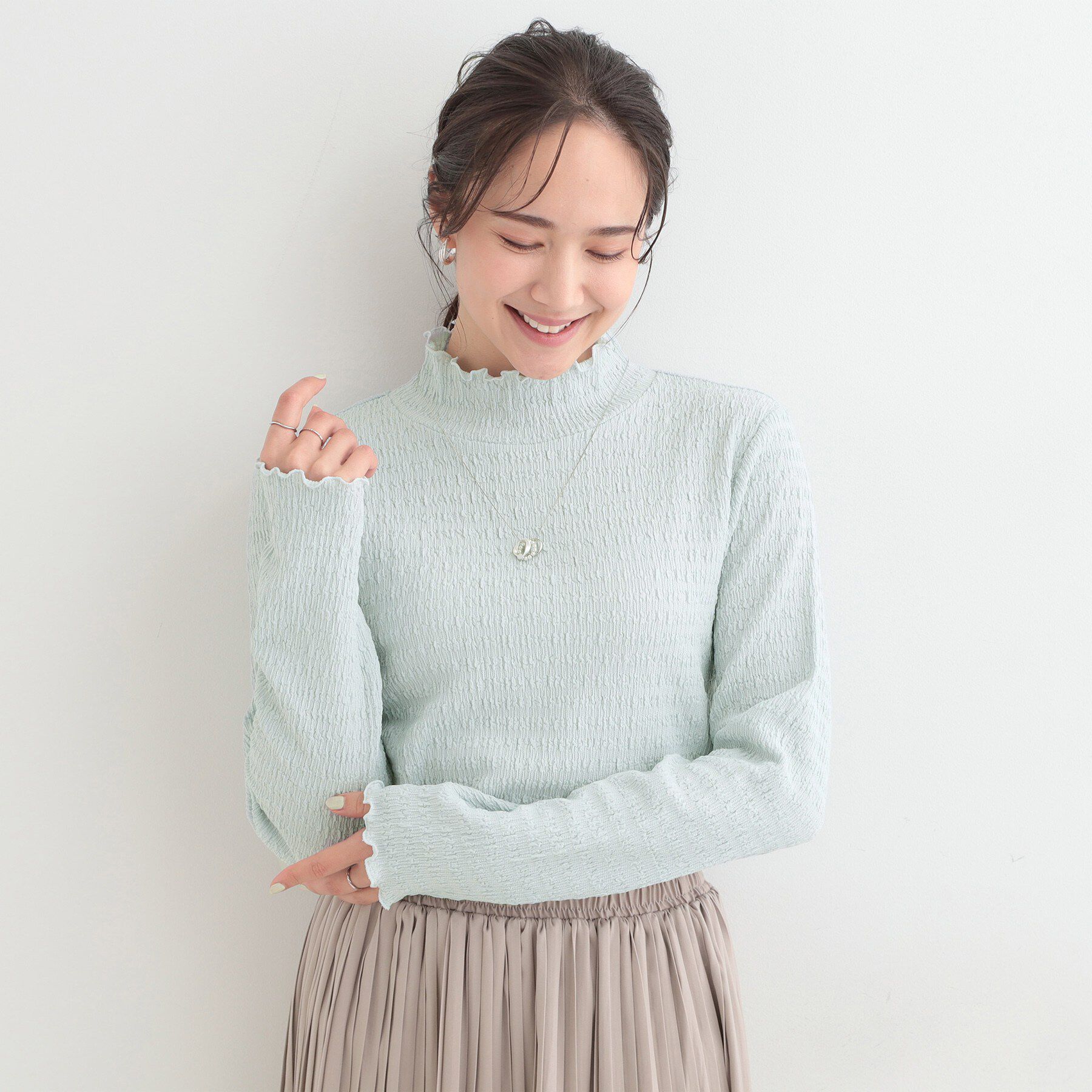 SHOO･LA･RUE「【洗濯機可/S-LL】レイヤードスタイルにも ぽこぽこジャカード ハイネックトップス」|Tシャツ・カットソー|