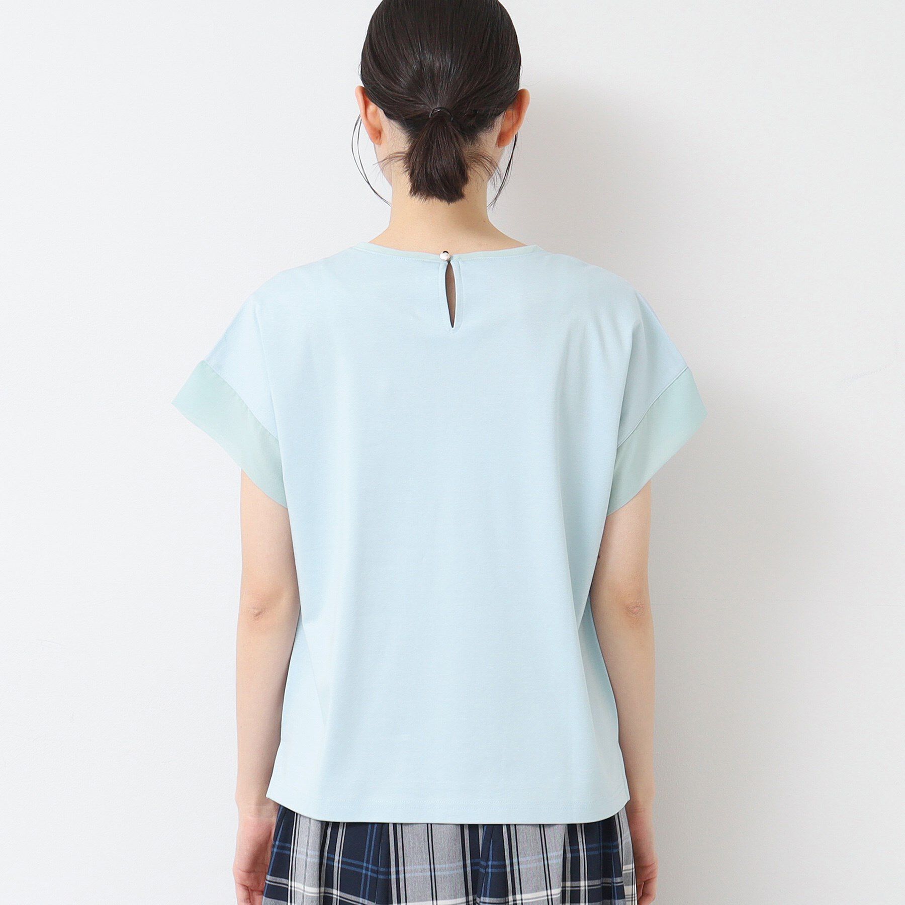 Dessin「【シリーズ累計8万枚！選べる5サイズ/6色展開/洗える】美光沢カットソー【オンにもオフにもちょうどい」|Tシャツ・カットソー|