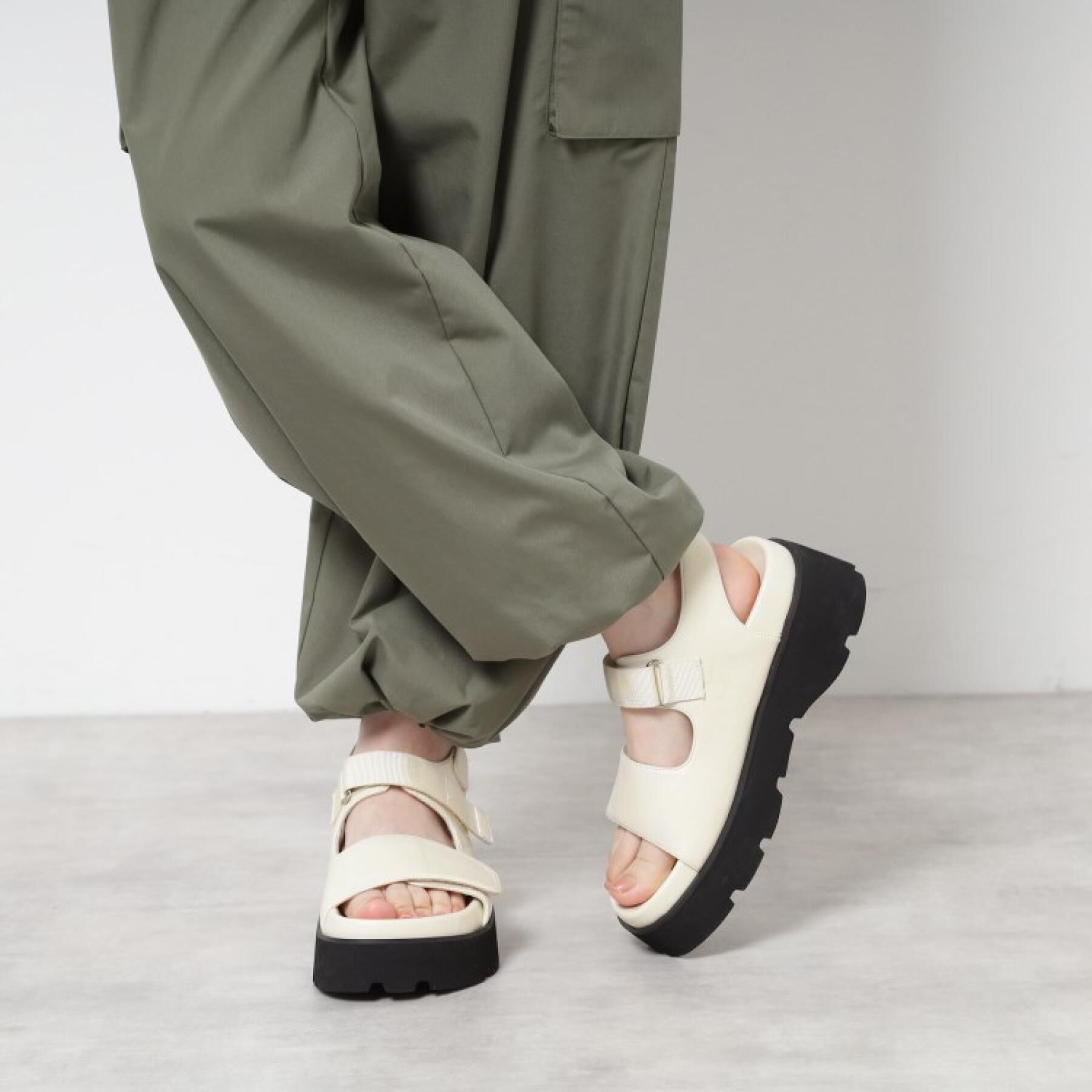 ESPERANZA「ダブルベルト厚底サンダル」|サンダル|ホワイト(001)