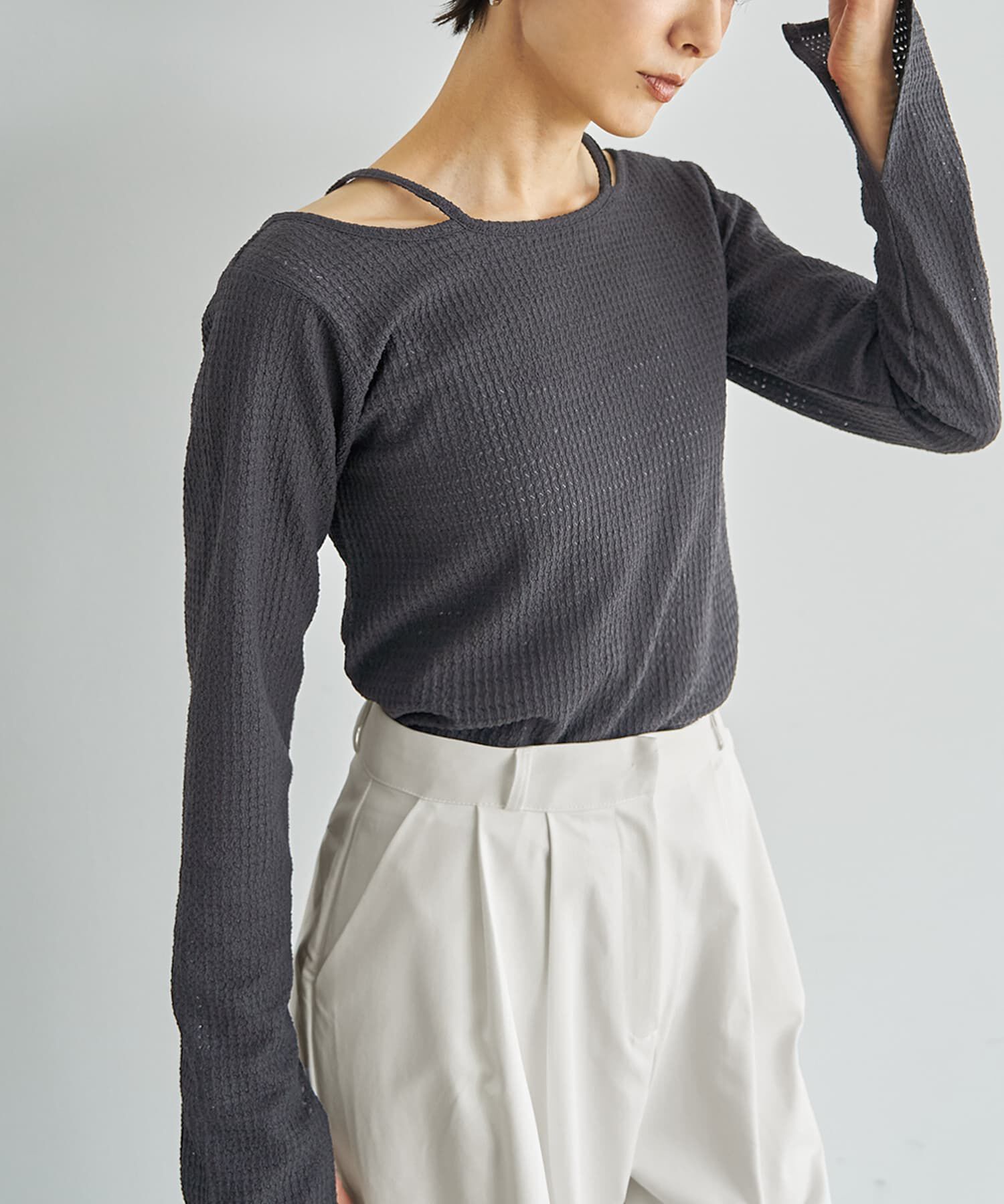 STYLE DELI「ホルターポイントラッセル編みカットソートップス」|Tシャツ・カットソー|チャコール