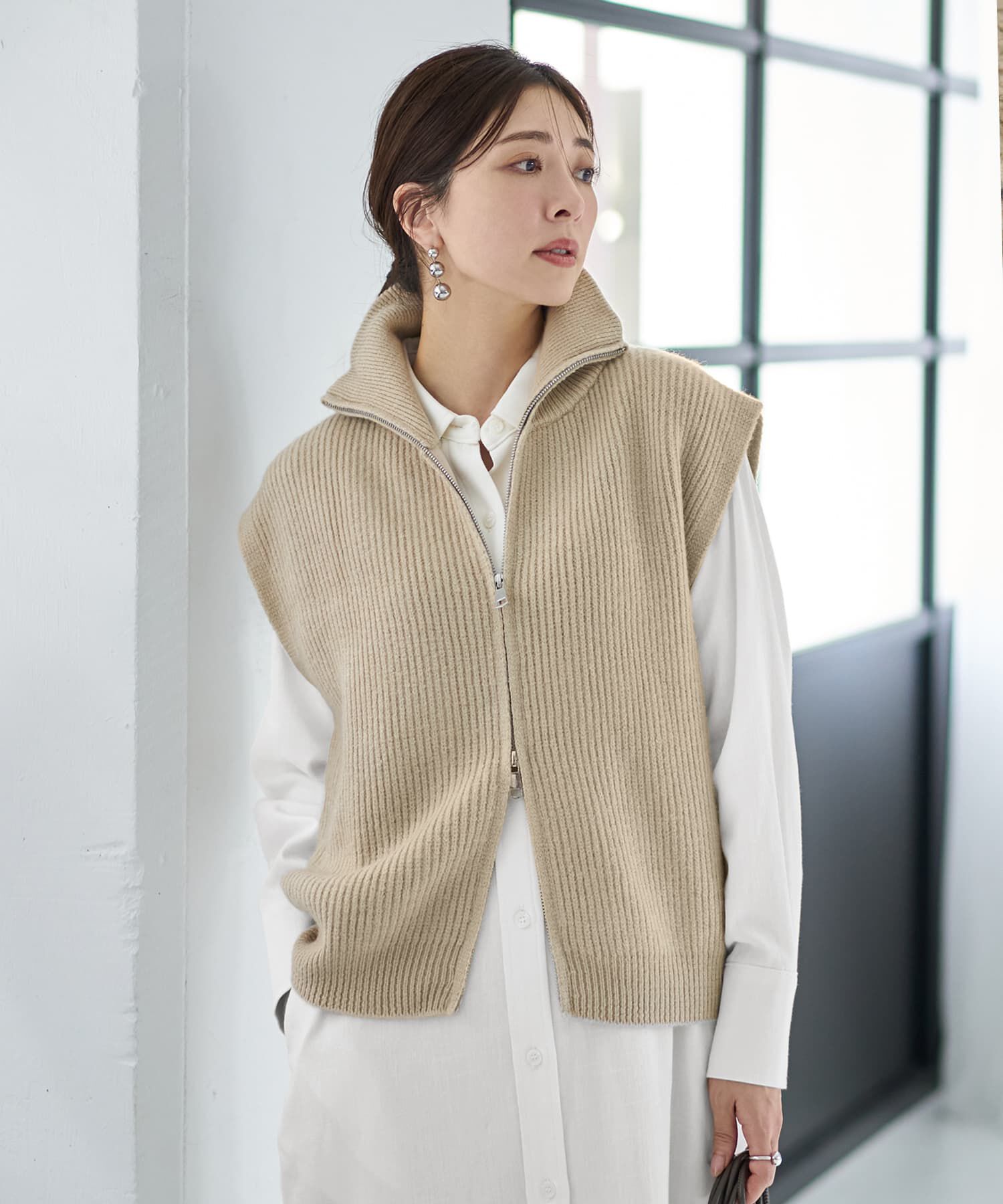 STYLE DELI「Wファスナースタンドネックニットベスト」|ニット・セーター|ライトベージュ