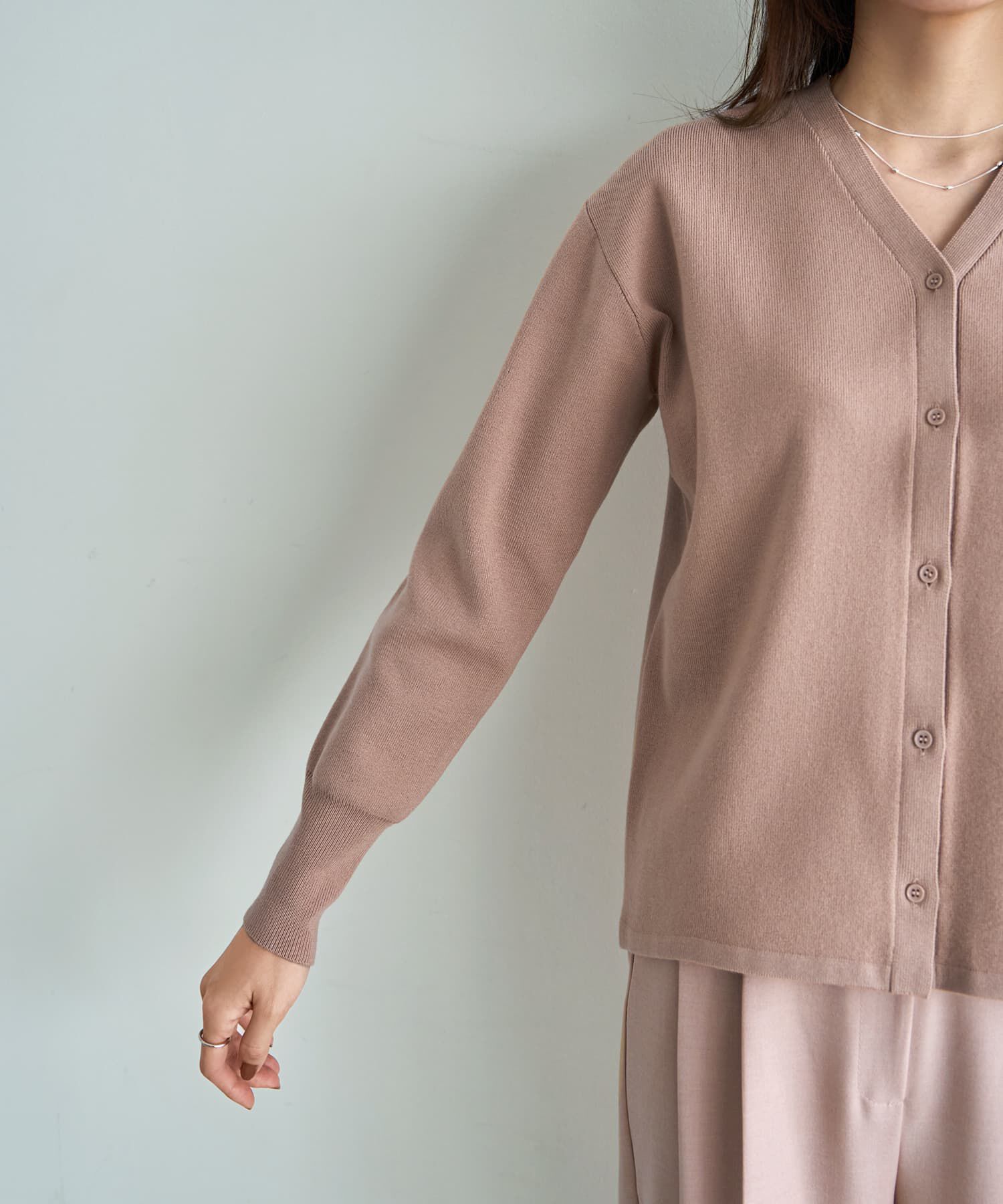 STYLE DELI「しっとりもっちりVネックカーディガンB」|ニット・セーター|