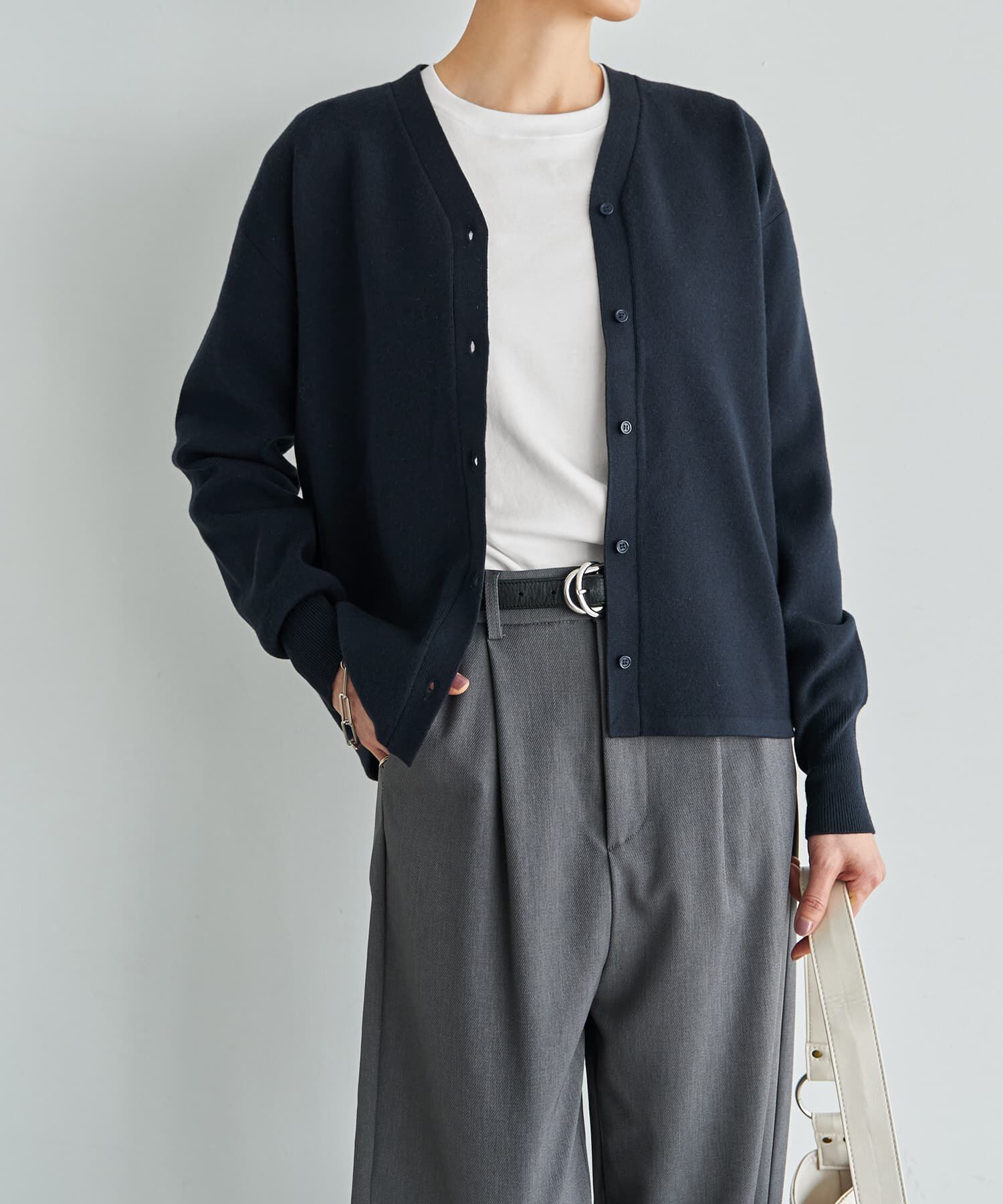 STYLE DELI「しっとりもっちりVネックカーディガンB」|ニット・セーター|ネイビー