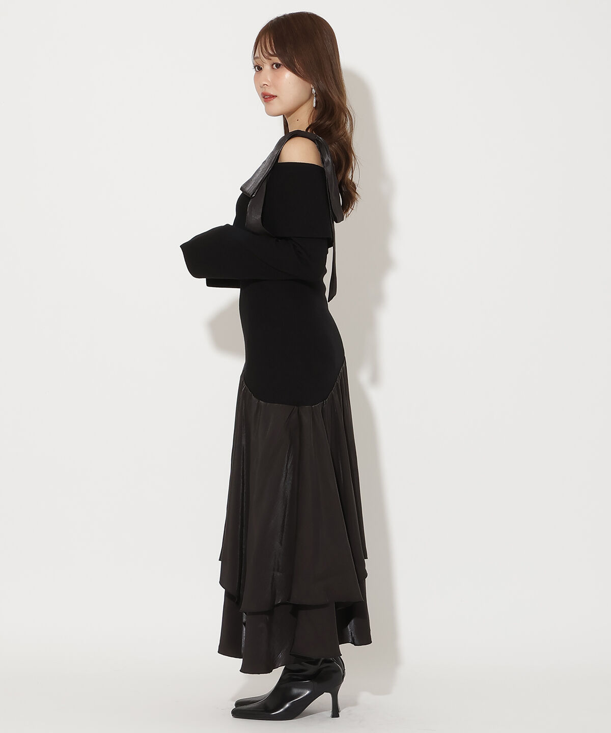 アンドクチュール「ショルダーリボンニットドッキングワンピース」|ワンピース|