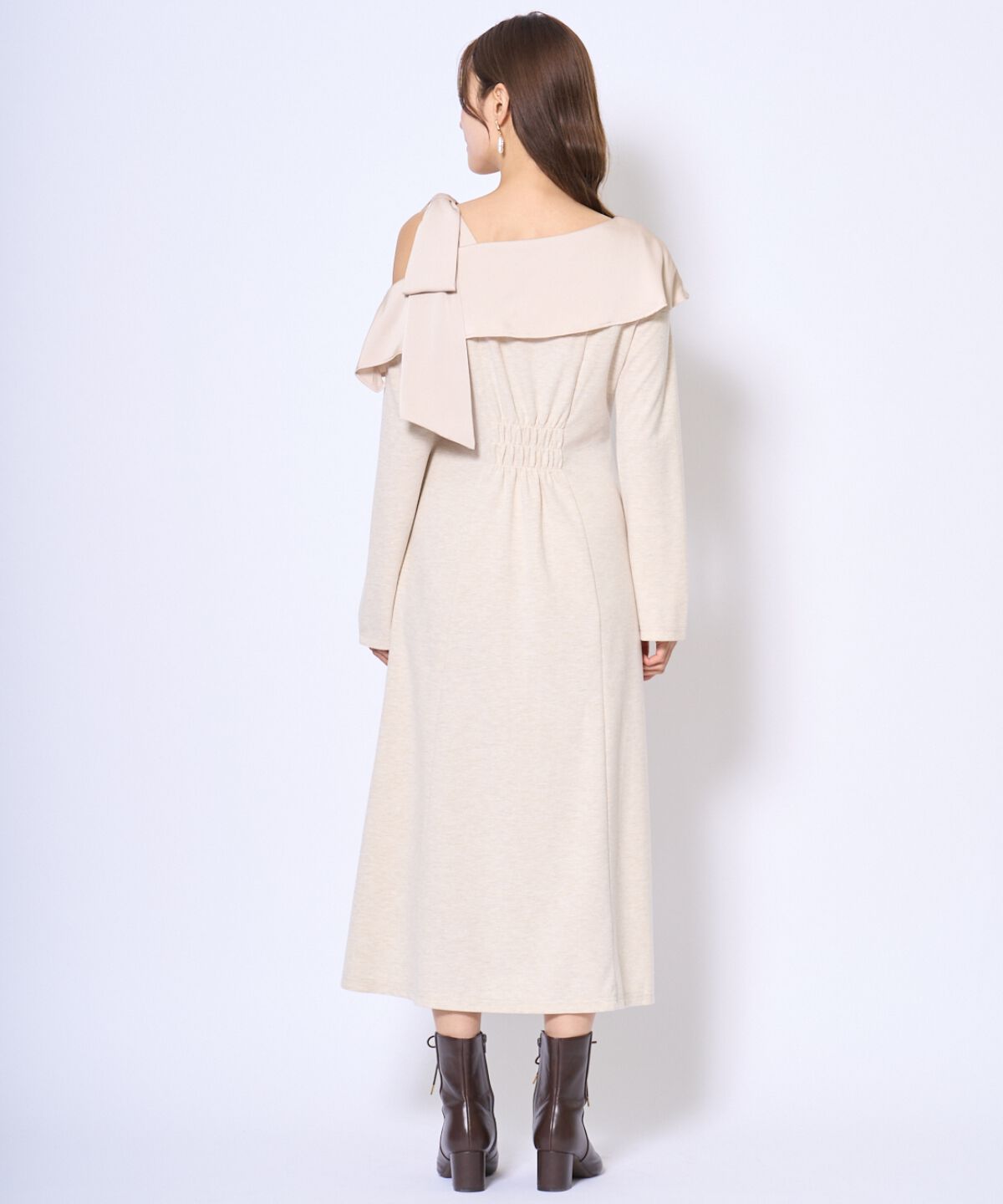 アンドクチュール「ショルダーリボンカットソーワンピース」|ワンピース|