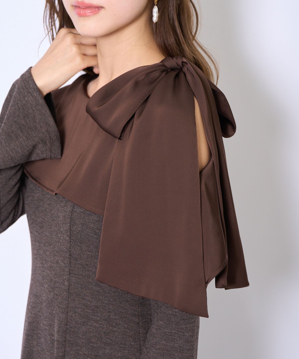 アンドクチュール「ショルダーリボンカットソーワンピース」|ワンピース|