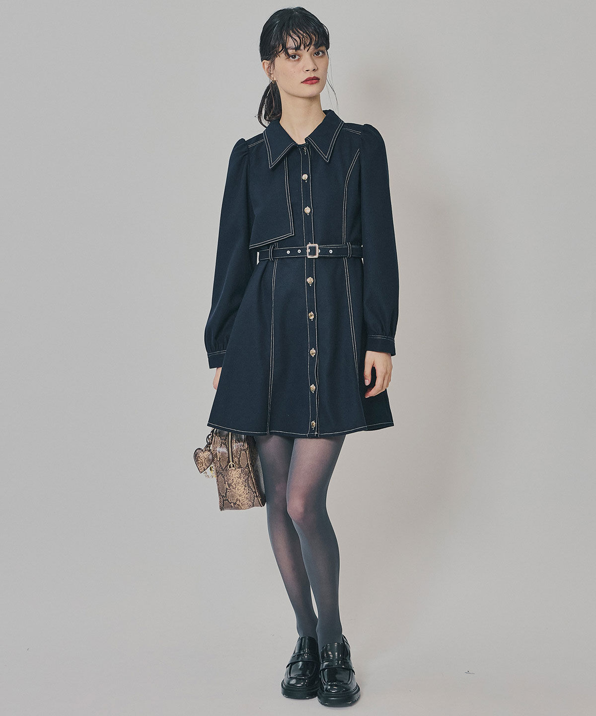 REDYAZEL「バイカラーステッチラインミニワンピース」|ワンピース|