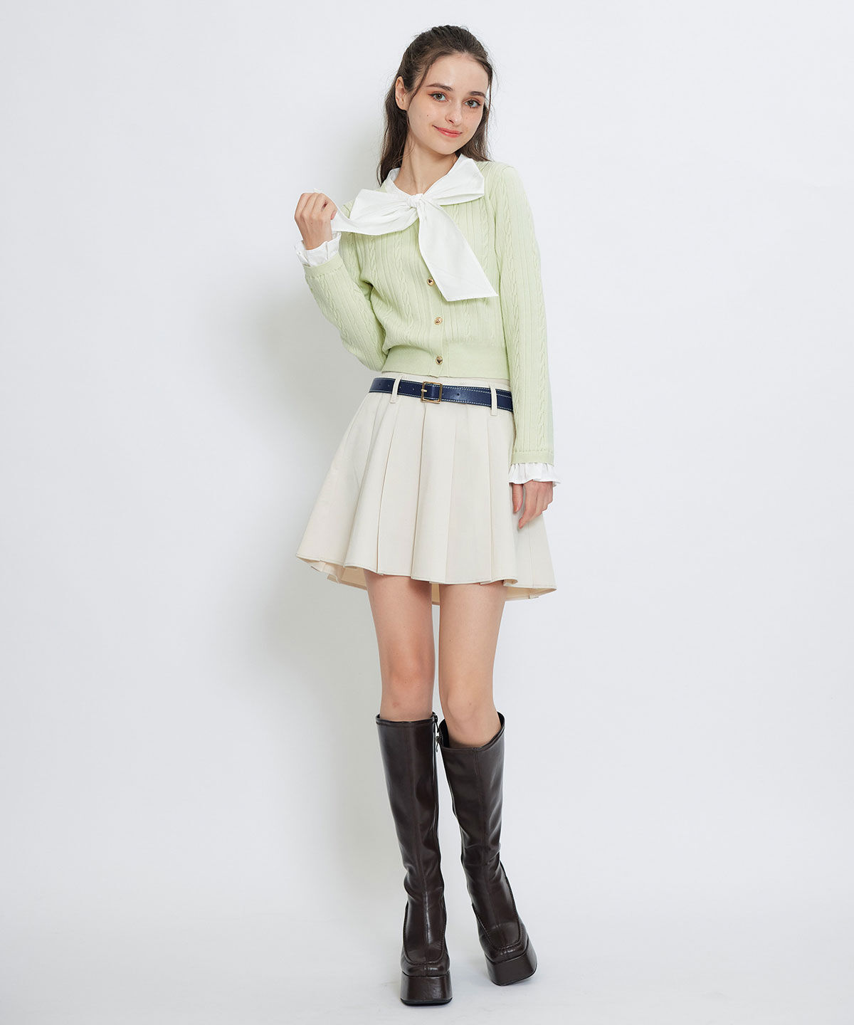 REDYAZEL「エンブレムボタンケーブルリボンタイニットトップス」|ニット・セーター|