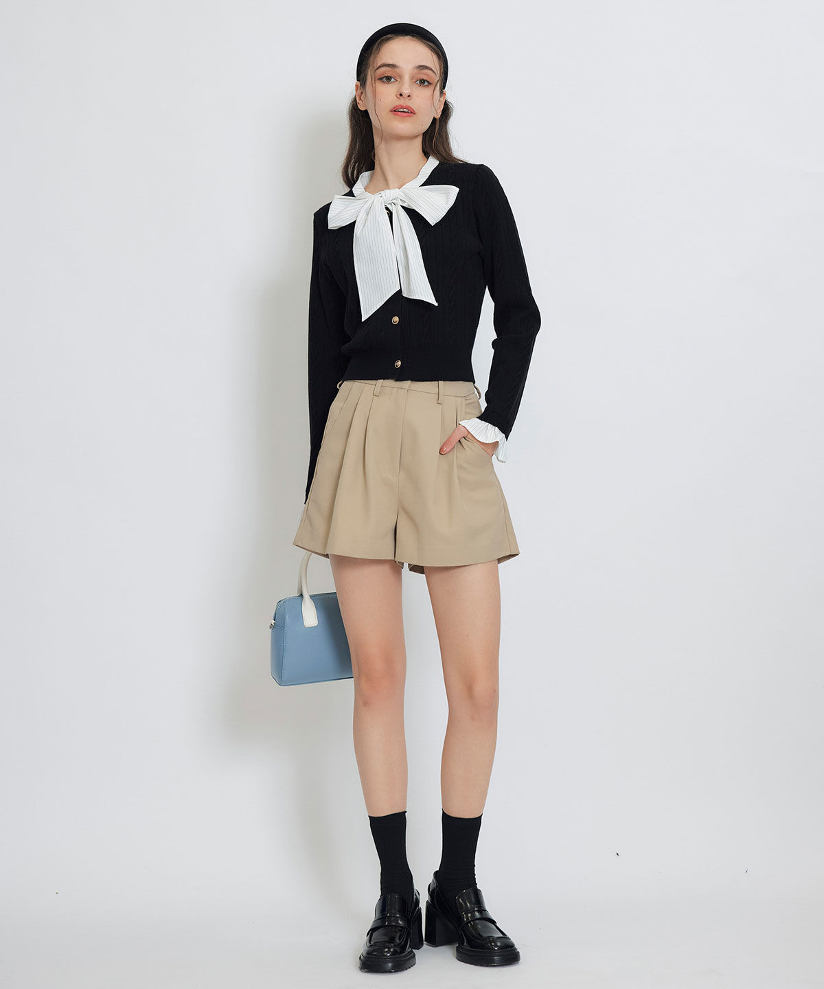 REDYAZEL「エンブレムボタンケーブルリボンタイニットトップス」|ニット・セーター|