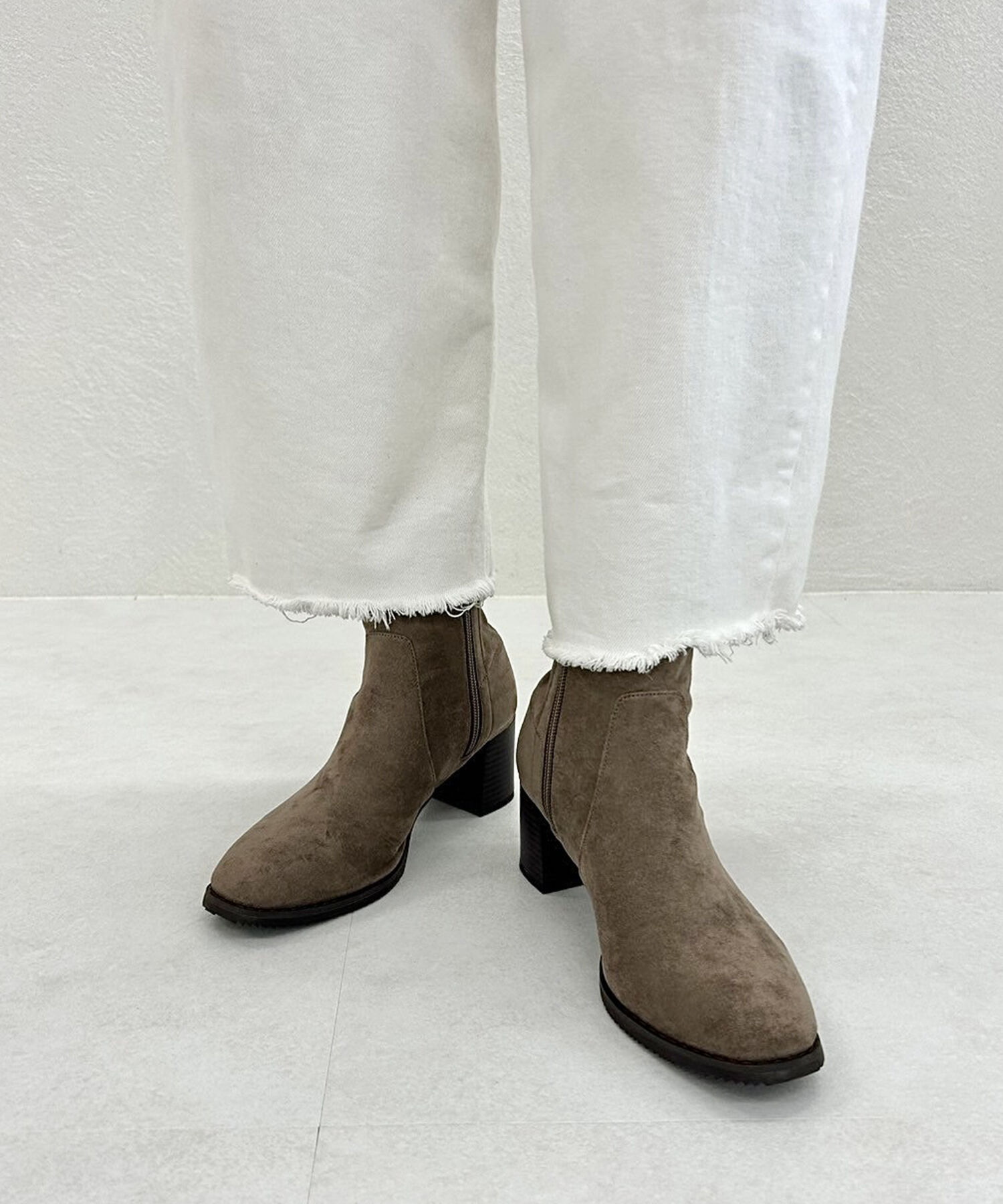 ORiental TRaffic「【 美脚 】 チャンキー ヒール ミドル ブーツ/31408 ヒール6ｃｍ 太ヒール 定番人気」|ショートブーツ|BEIGE