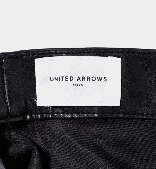 UNITED ARROWS「レザーライク ストレート パンツ ウォッシャブル」|チノ|