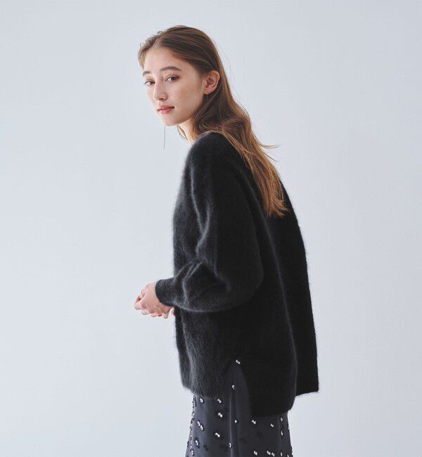 UNITED ARROWS「フォックスカシミヤ Vネック ニット」|ニット・セーター|