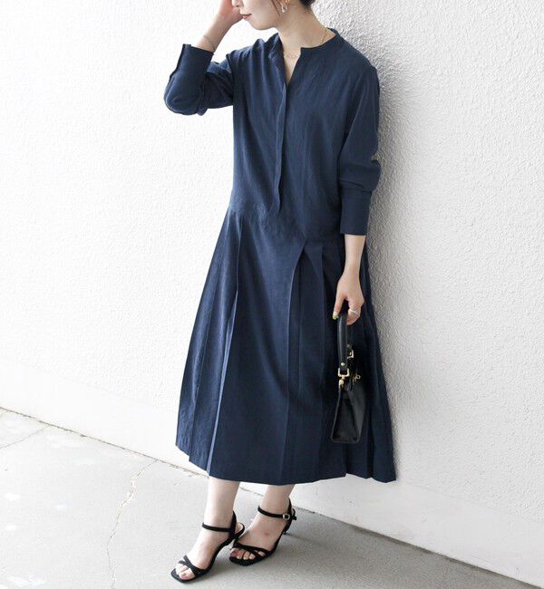 SHIPS any「SHIPS any:〈洗濯機可能〉ピーチスキン サイド プリーツ バンドカラー シャツ ワンピース」|ワンピース|