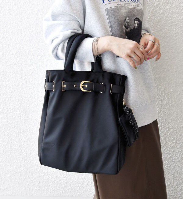 SHIPS any「SHIPS any: バックル ベルト デザイン A4 トート バッグ」|トートバッグ|ブラック