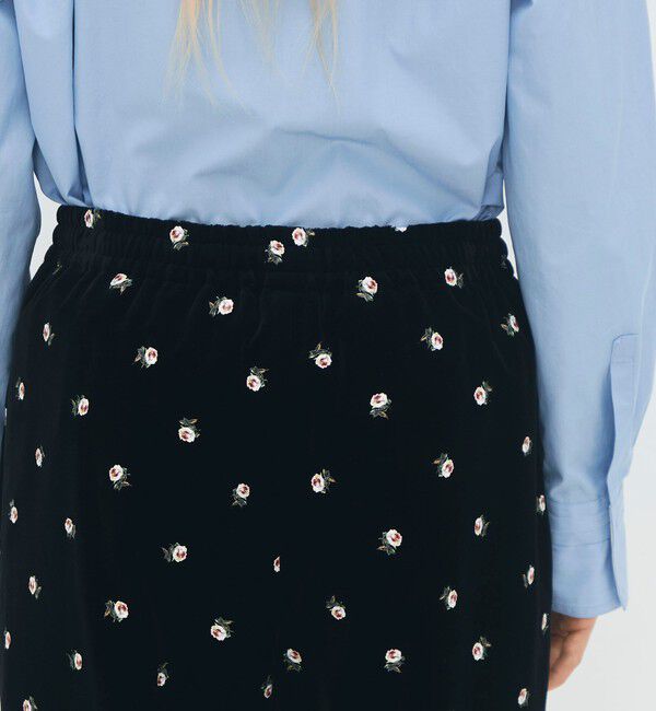 CABaN「ベロア PETIT ROSEプリントパンツ」|チノ|