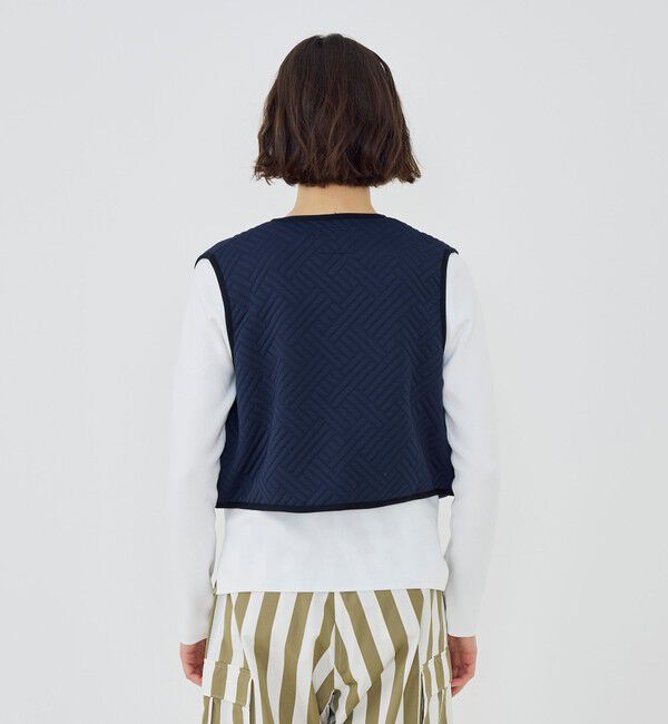 TOMORROWLAND GOODS「【別注】V::room キルティング ショートベスト」|ベスト・ジレ|