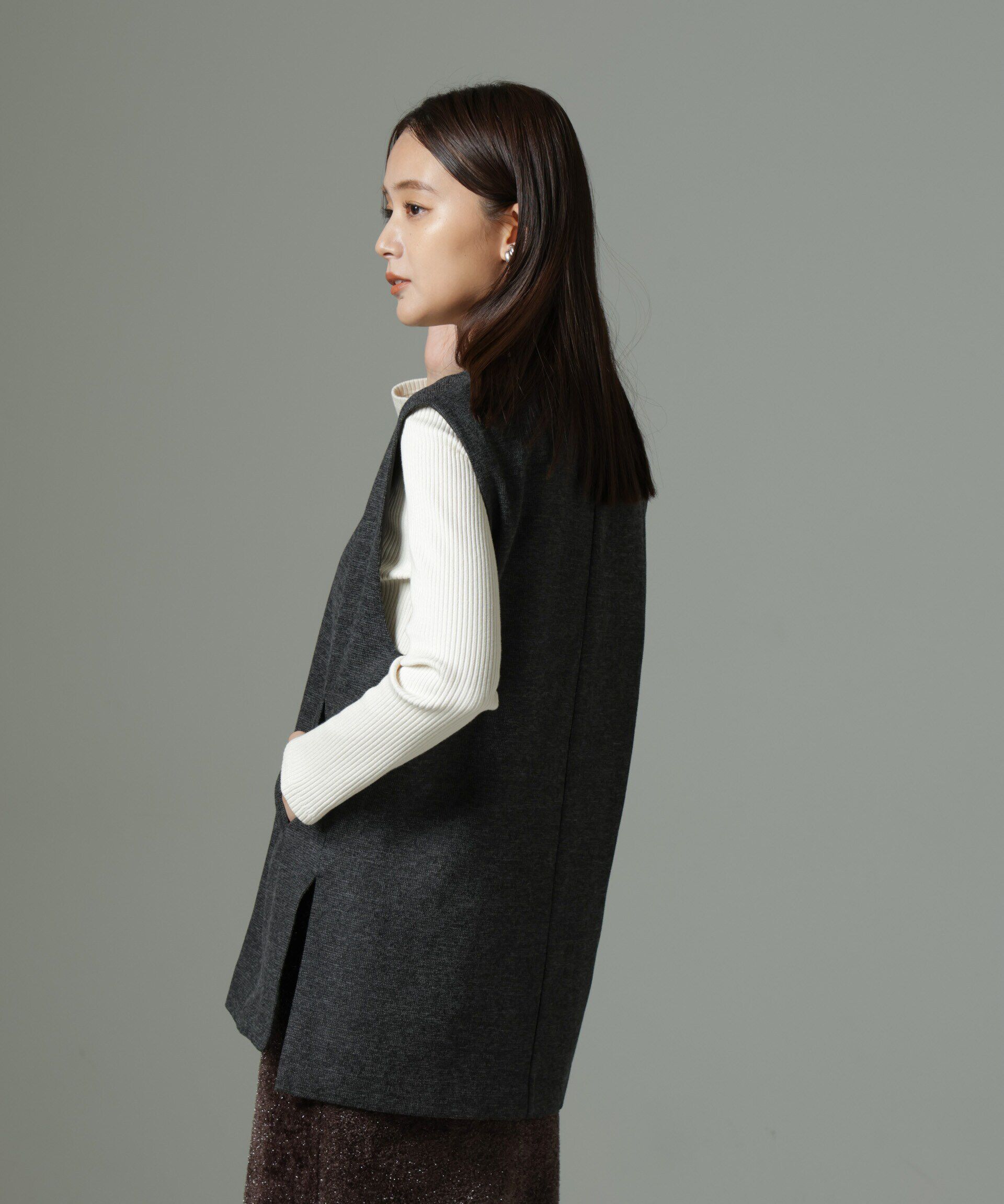 nano･universe「深Vネックベスト＋ニットソーセット」|シャツ・ブラウス|