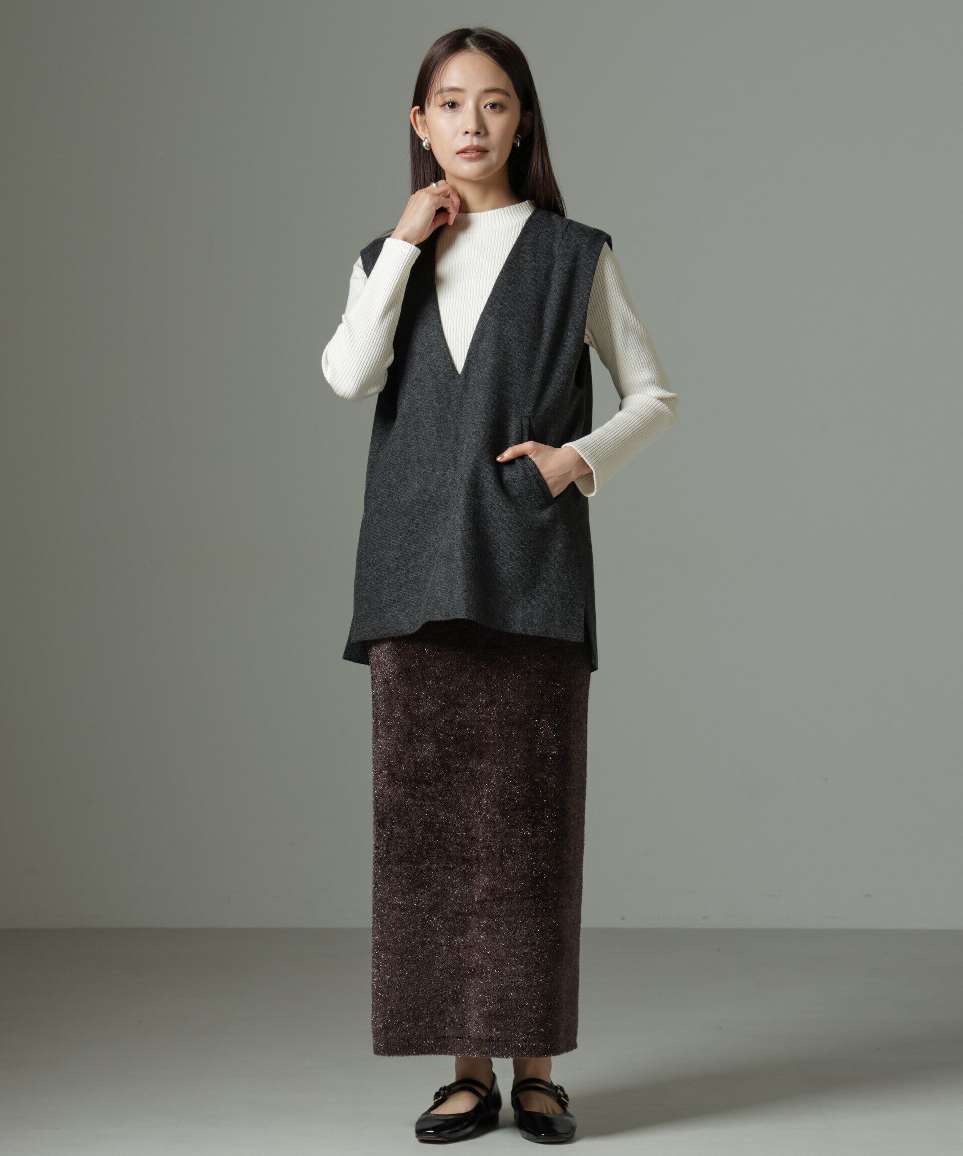 nano･universe「深Vネックベスト＋ニットソーセット」|シャツ・ブラウス|