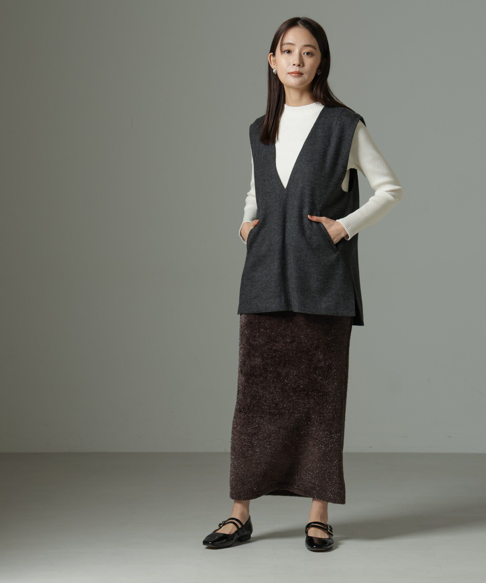 nano･universe「深Vネックベスト＋ニットソーセット」|シャツ・ブラウス|