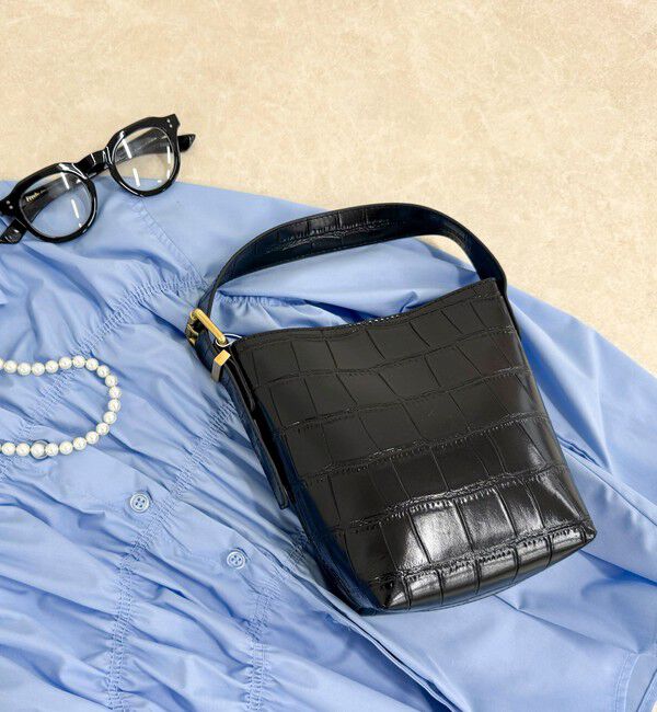 fredy emue「型押しバケツミニショルダーバッグ」|ショルダー・メッセンジャー|