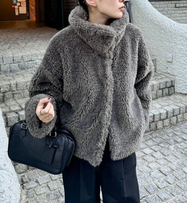 fredy emue「フェイクファーコート」|その他|チャコールグレー